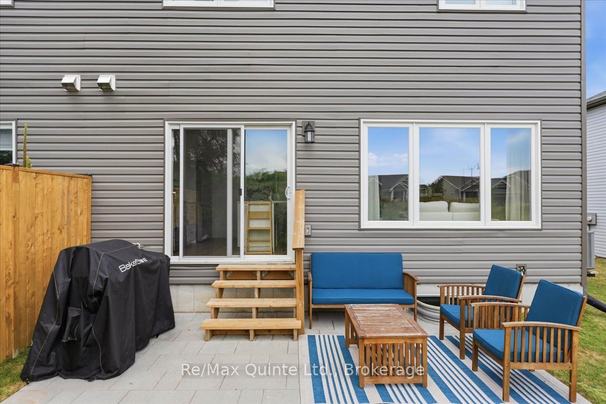 36 Campbell Crescent Property Photo 27