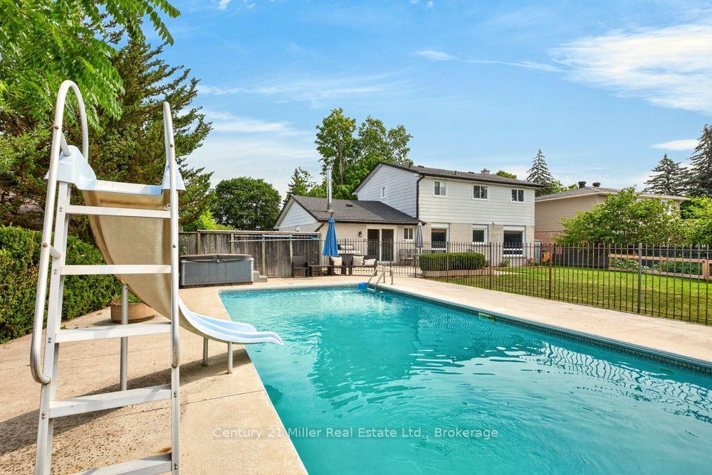 85 Waterford Drive Property Photo 42