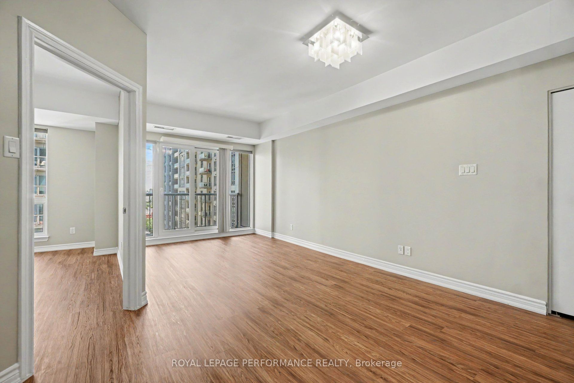 234 Rideau Street 2205 Property Photo 8