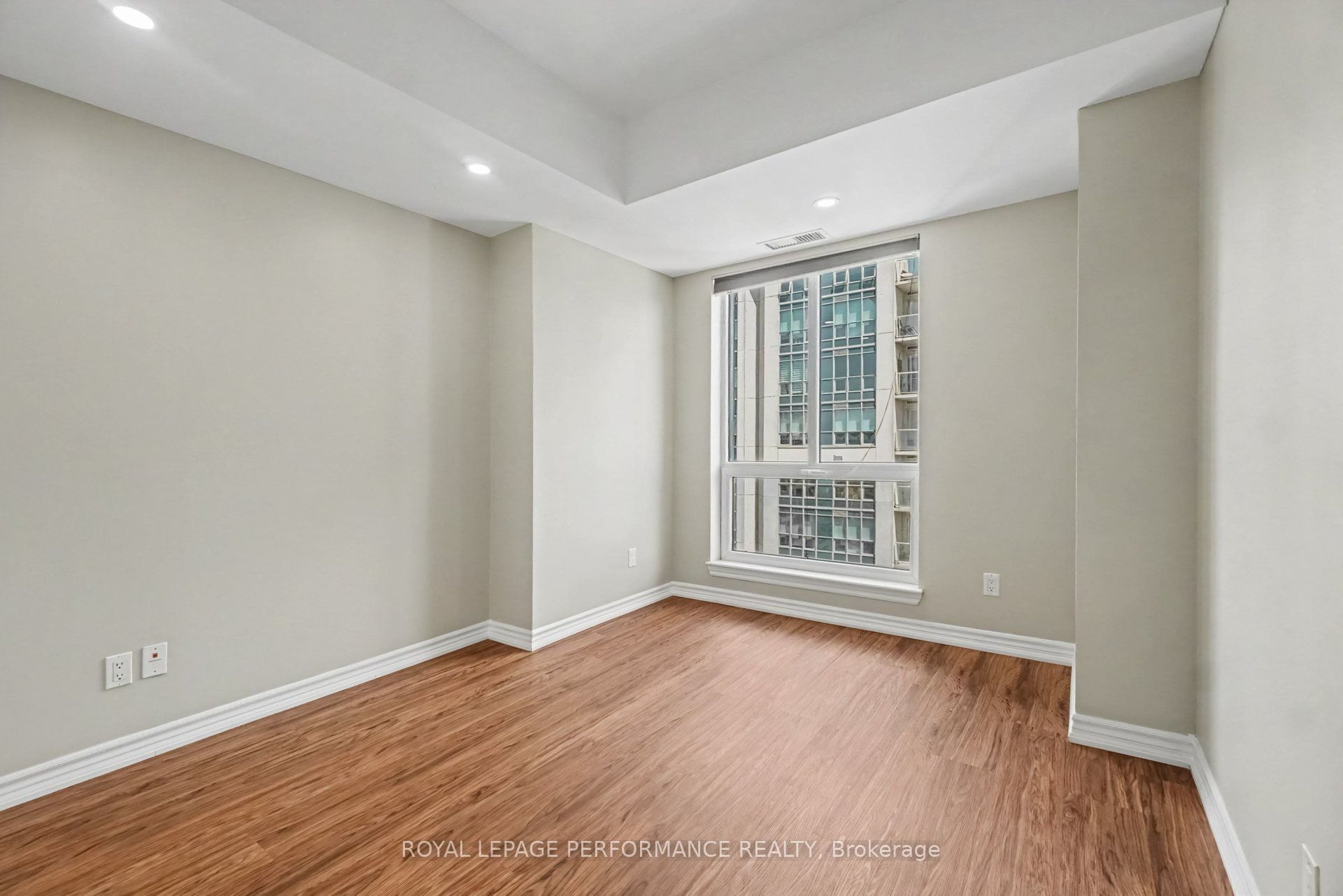 234 Rideau Street 2205 Property Photo 13