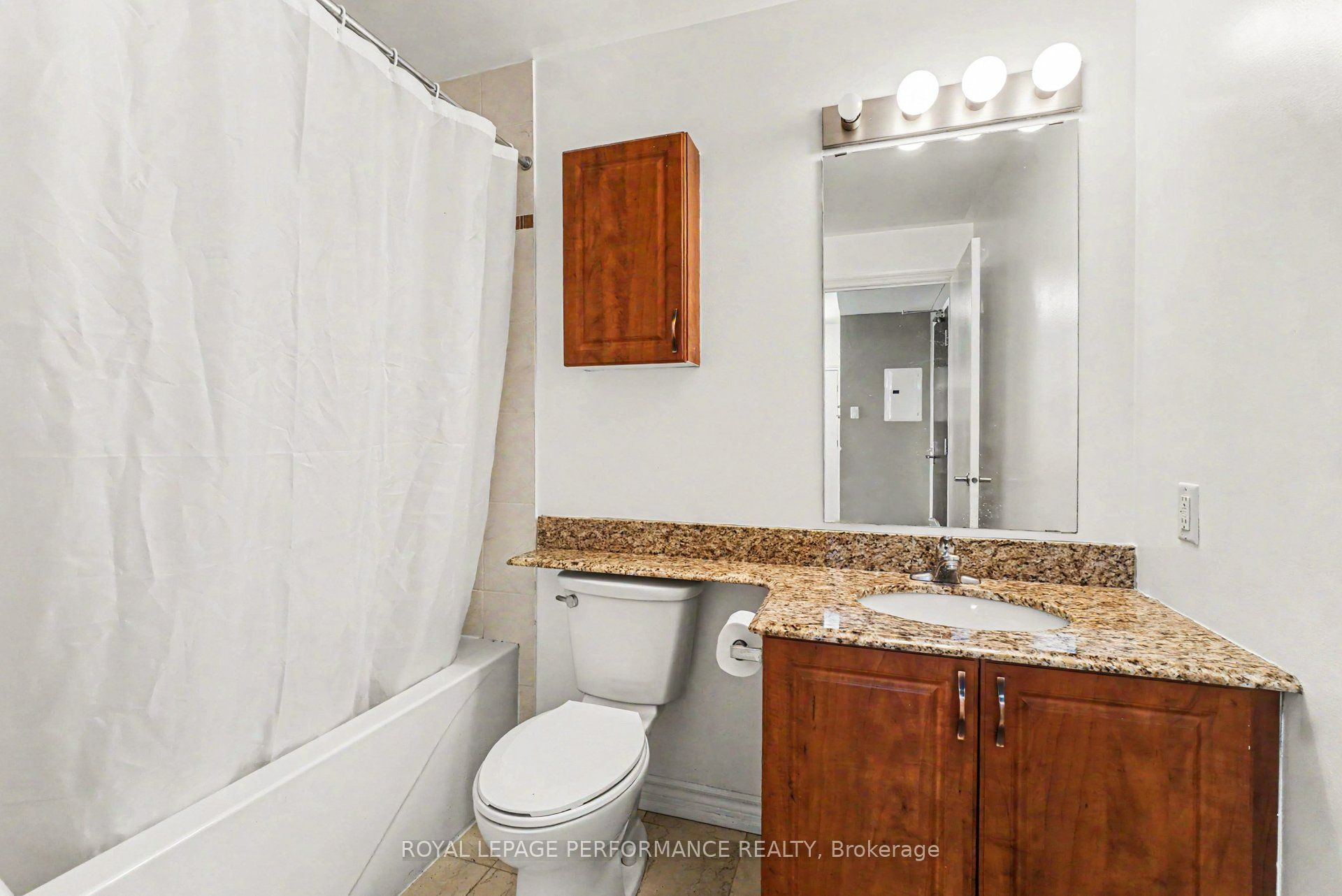 234 Rideau Street 2205 Property Photo 16