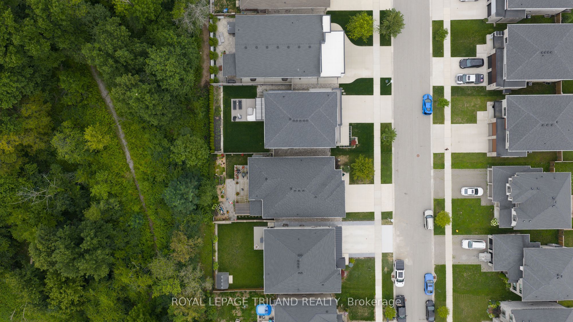 2400 Red Thorne Avenue Property Photo 5