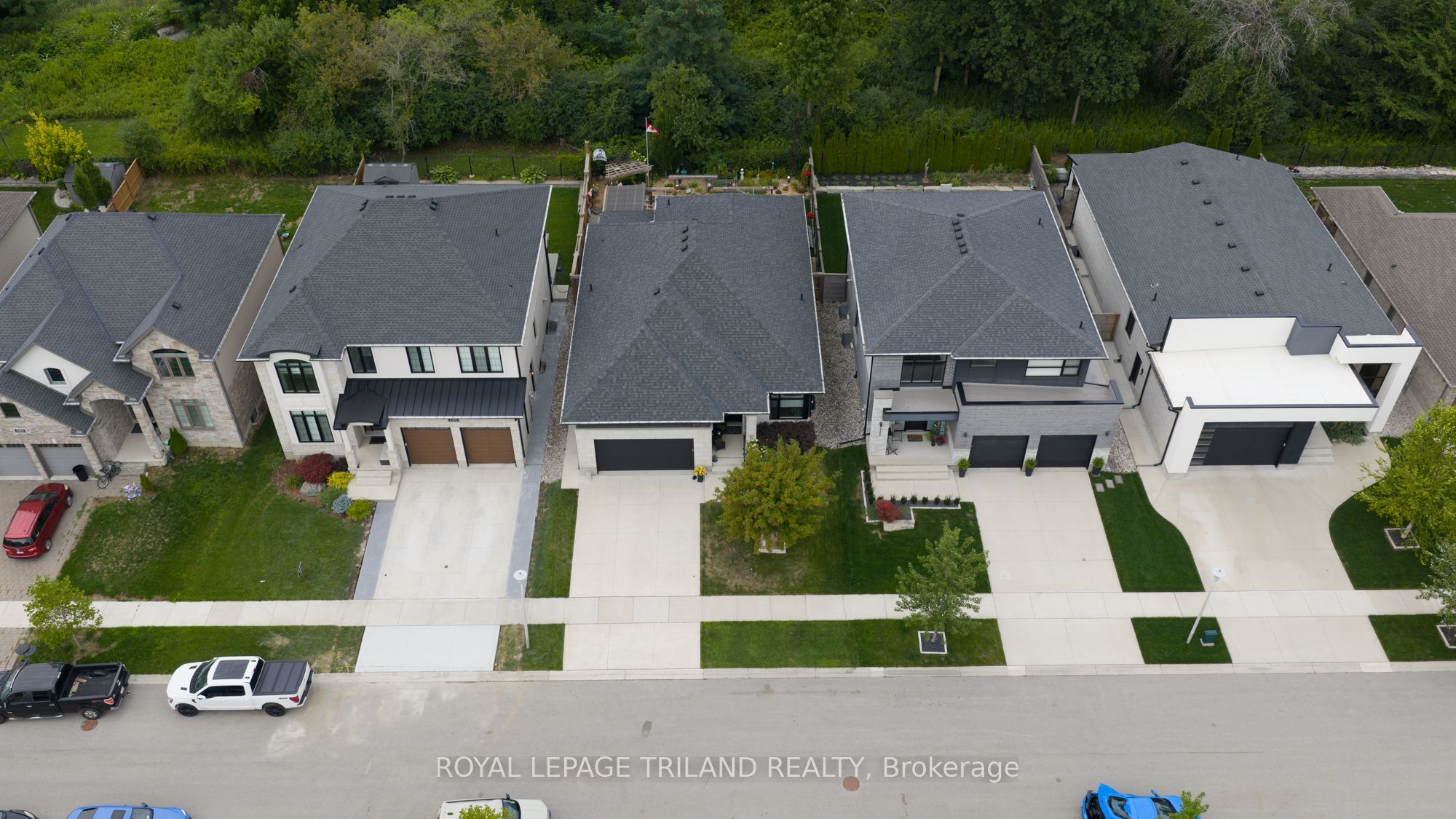 2400 Red Thorne Avenue Property Photo 7