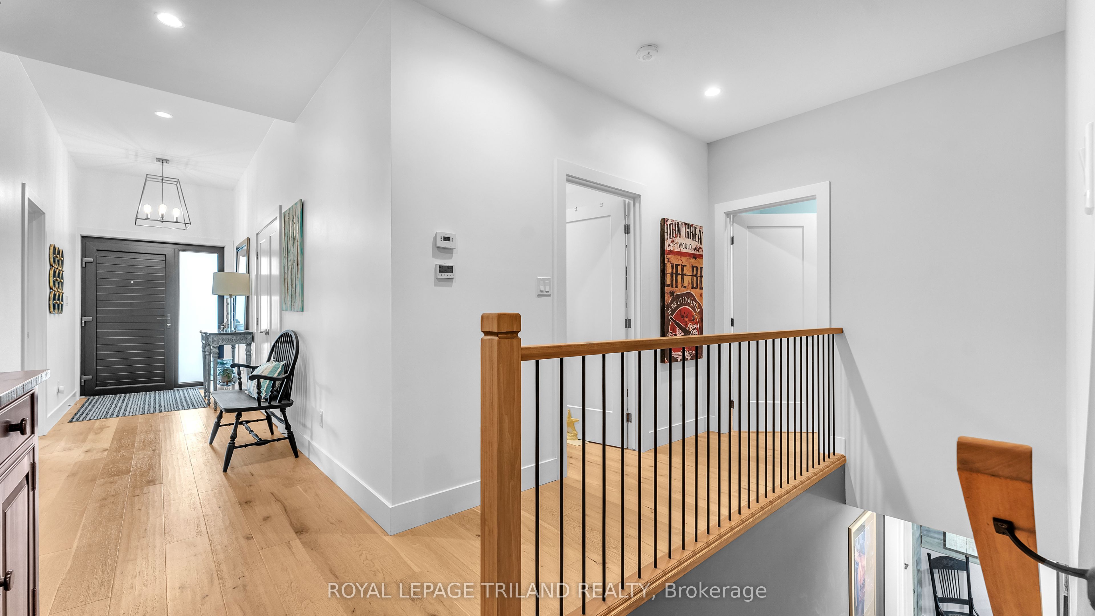 2400 Red Thorne Avenue Property Photo 14