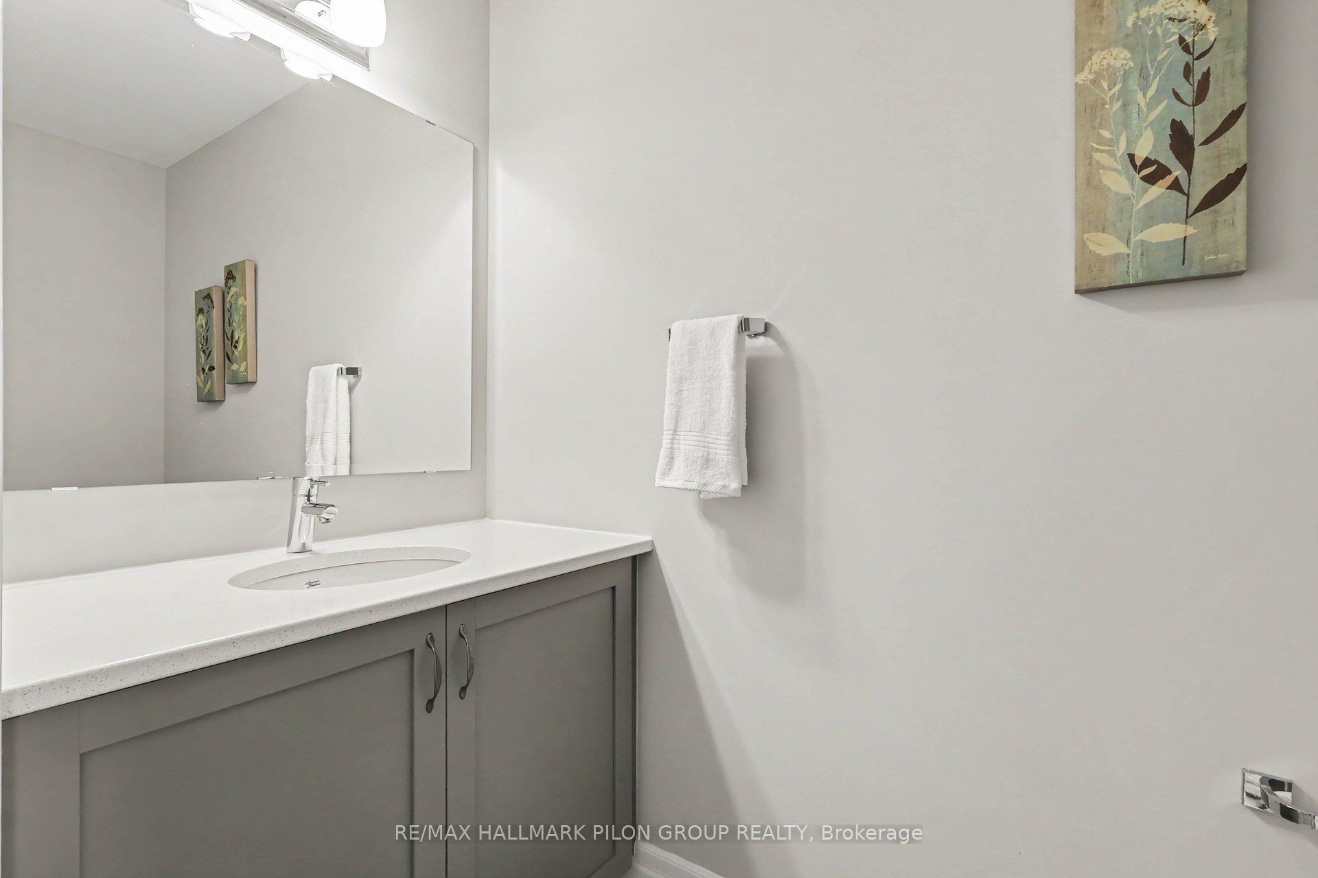 260 Shinleaf Crescent Property Photo 12
