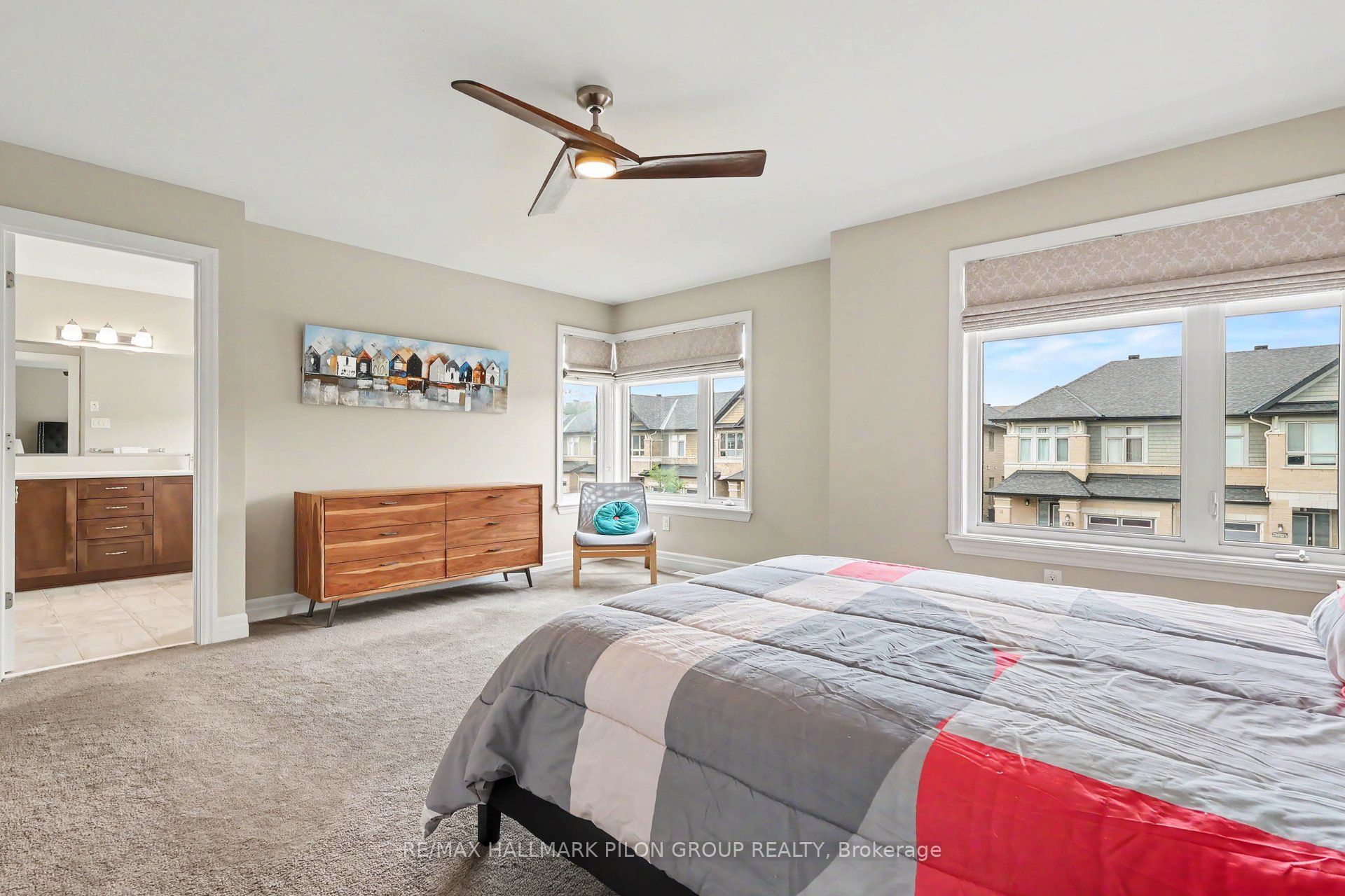 260 Shinleaf Crescent Property Photo 17
