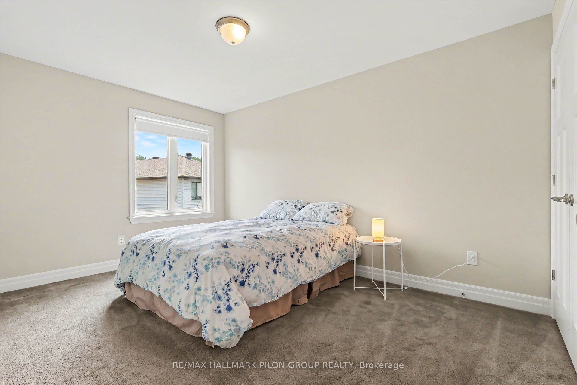 260 Shinleaf Crescent Property Photo 22