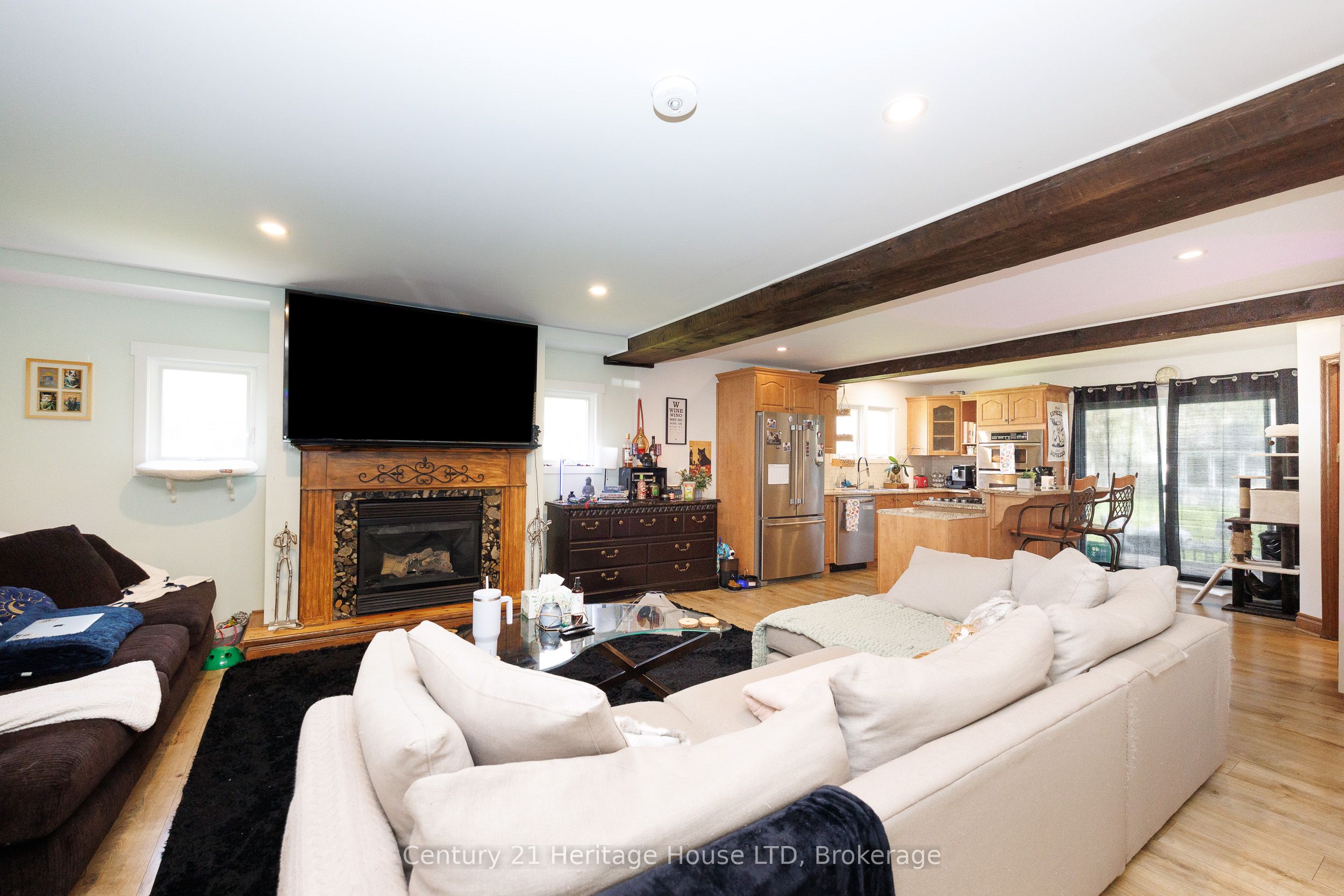 3054 Thunder Bay Road Property Photo 2