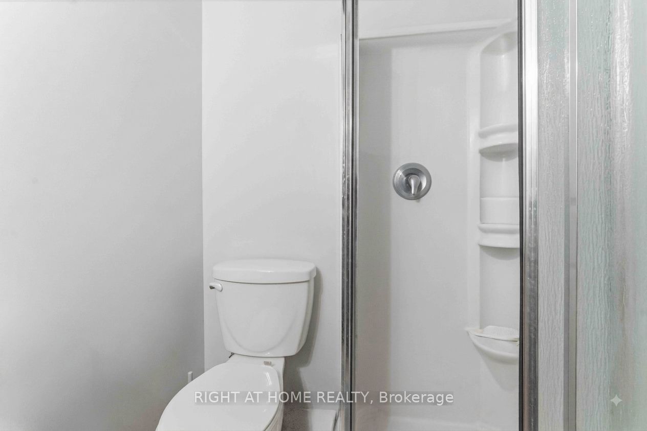 134 York Street 1009 Property Photo 13