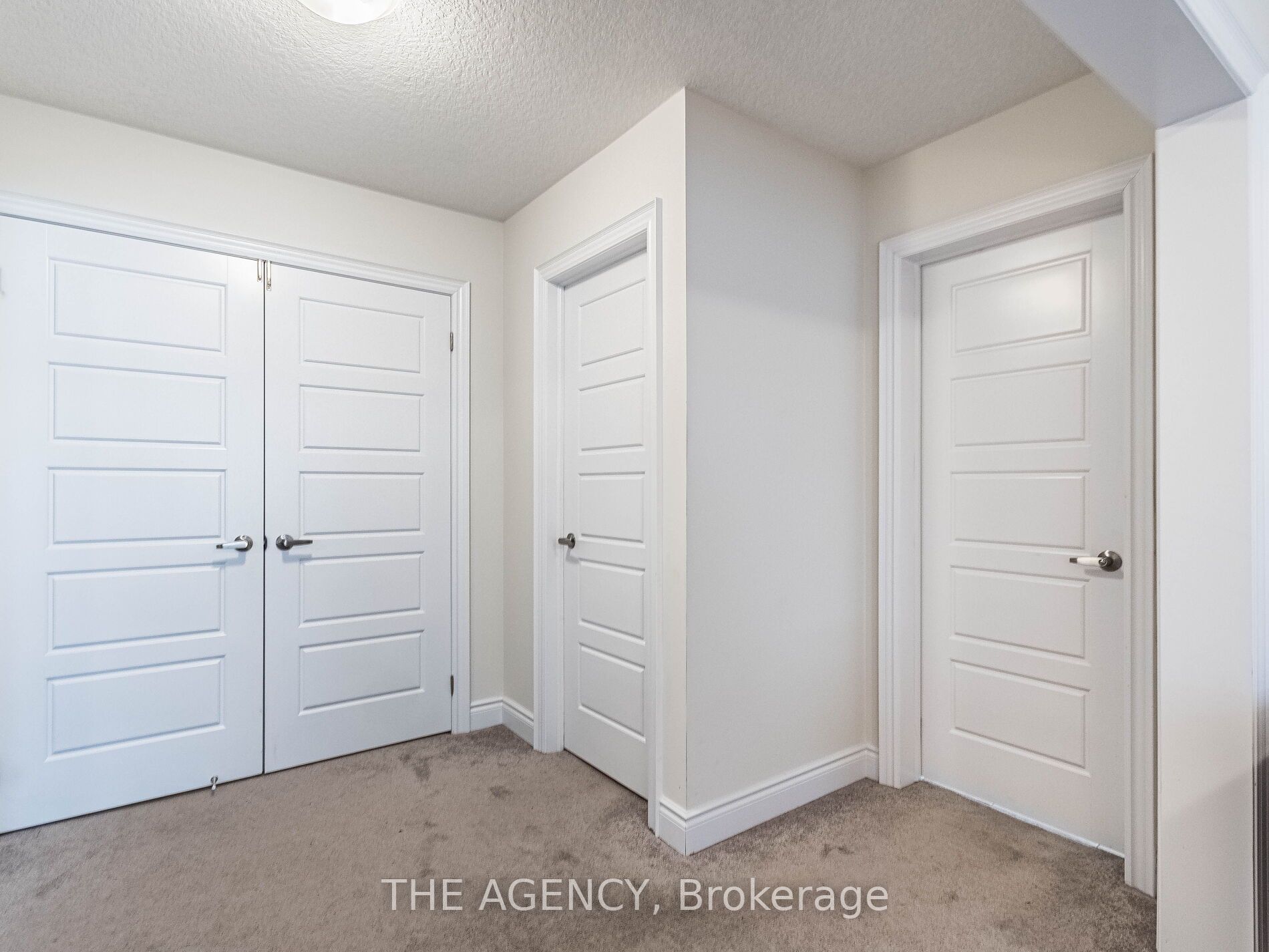 8779 Chickory Trail Property Photo 24