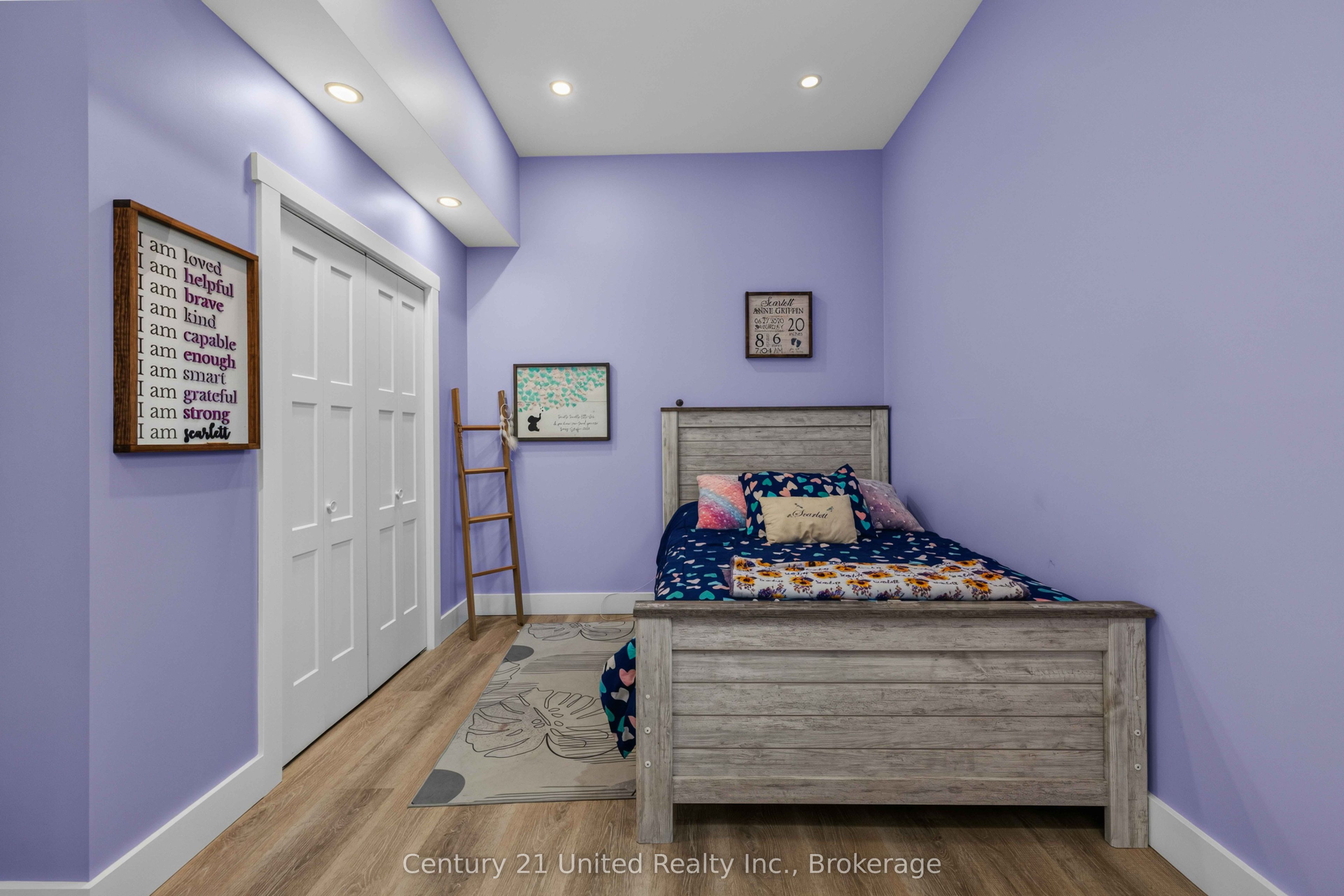 27 Awbrie Lane Property Photo 29