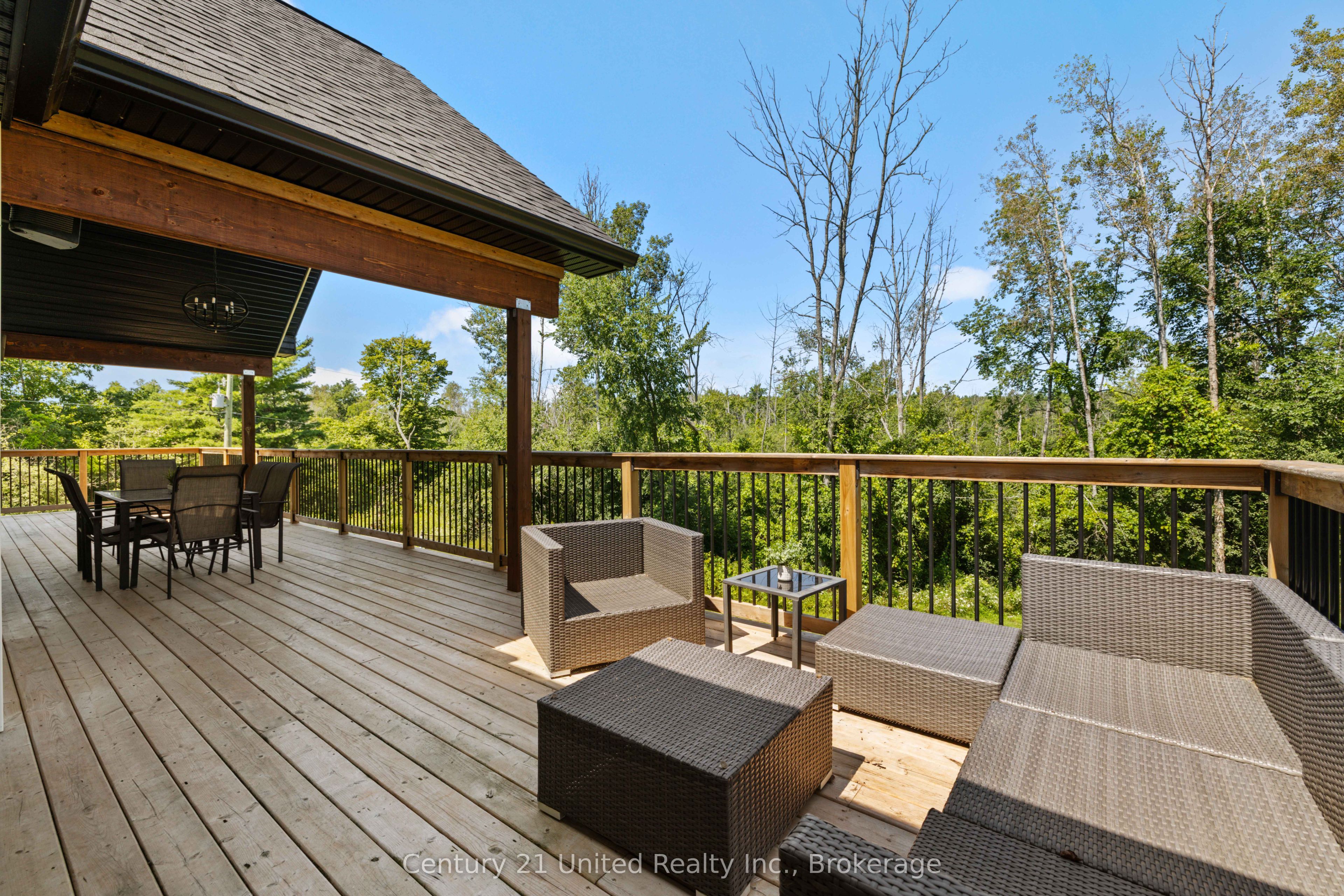 27 Awbrie Lane Property Photo 41