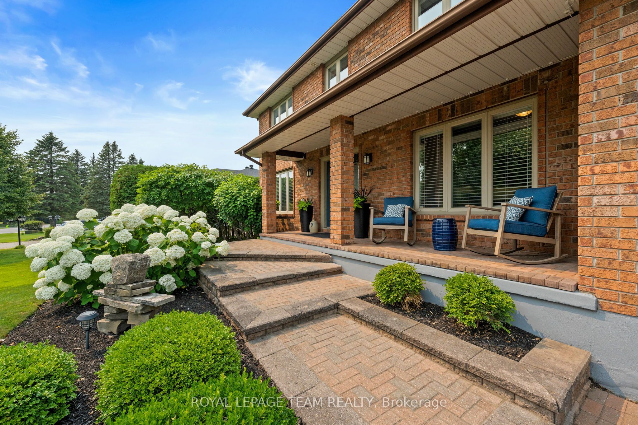 1095 Bravar Drive Property Photo 3