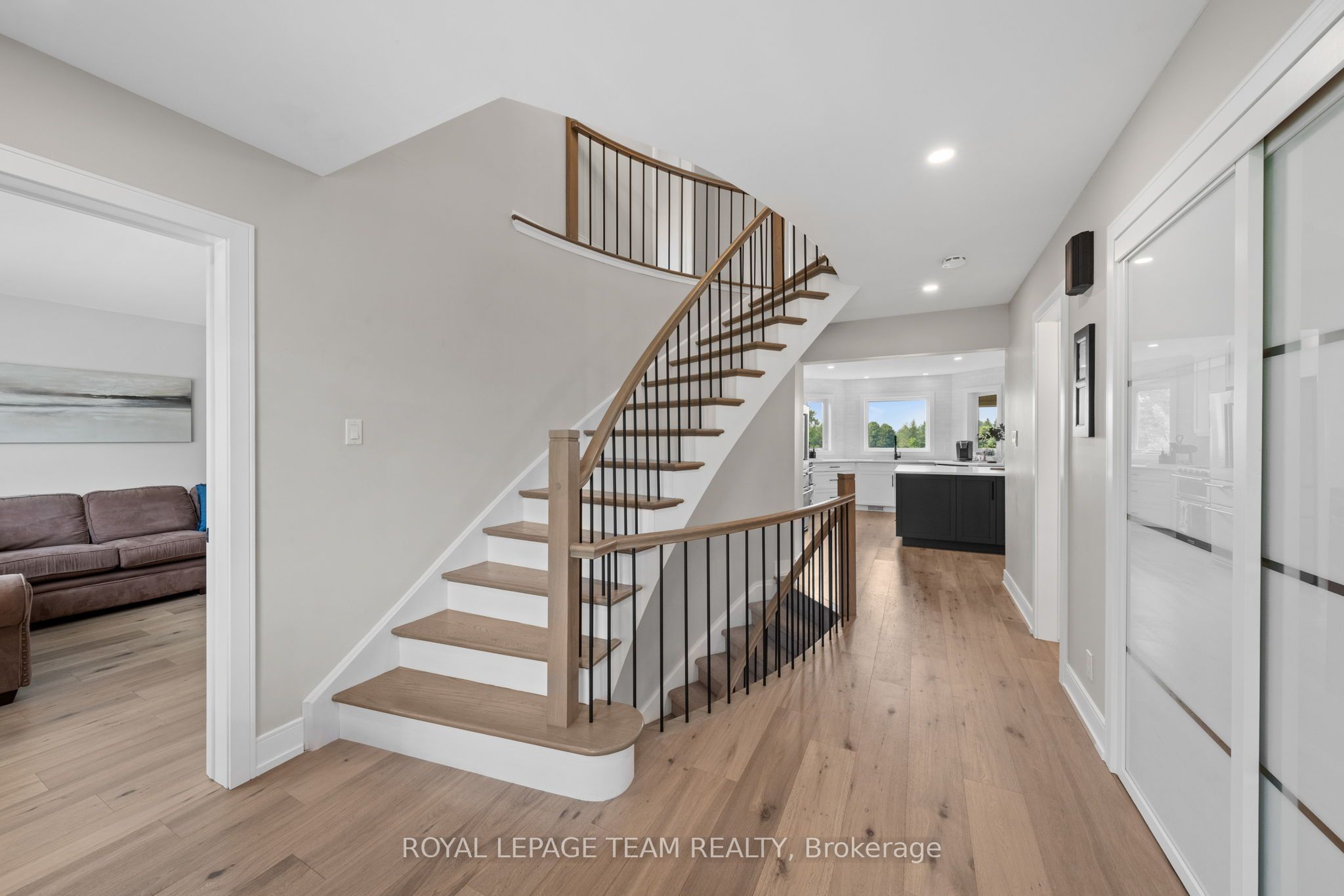 1095 Bravar Drive Property Photo 4