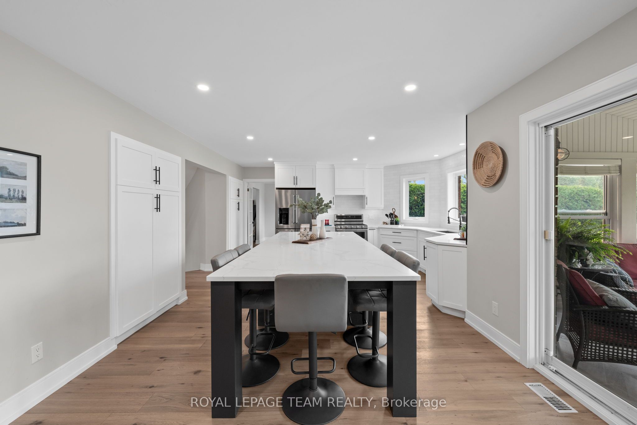 1095 Bravar Drive Property Photo 12