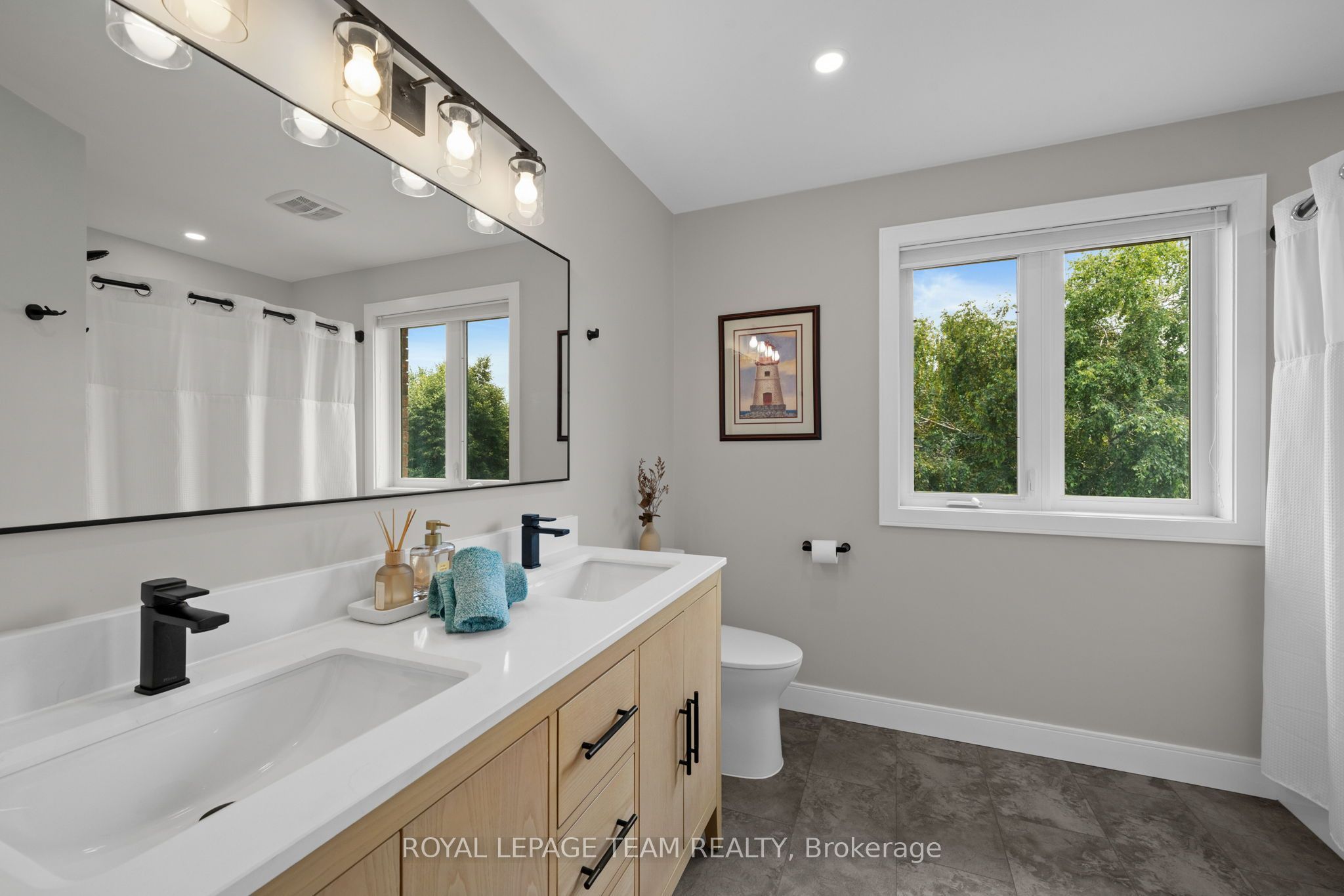 1095 Bravar Drive Property Photo 30