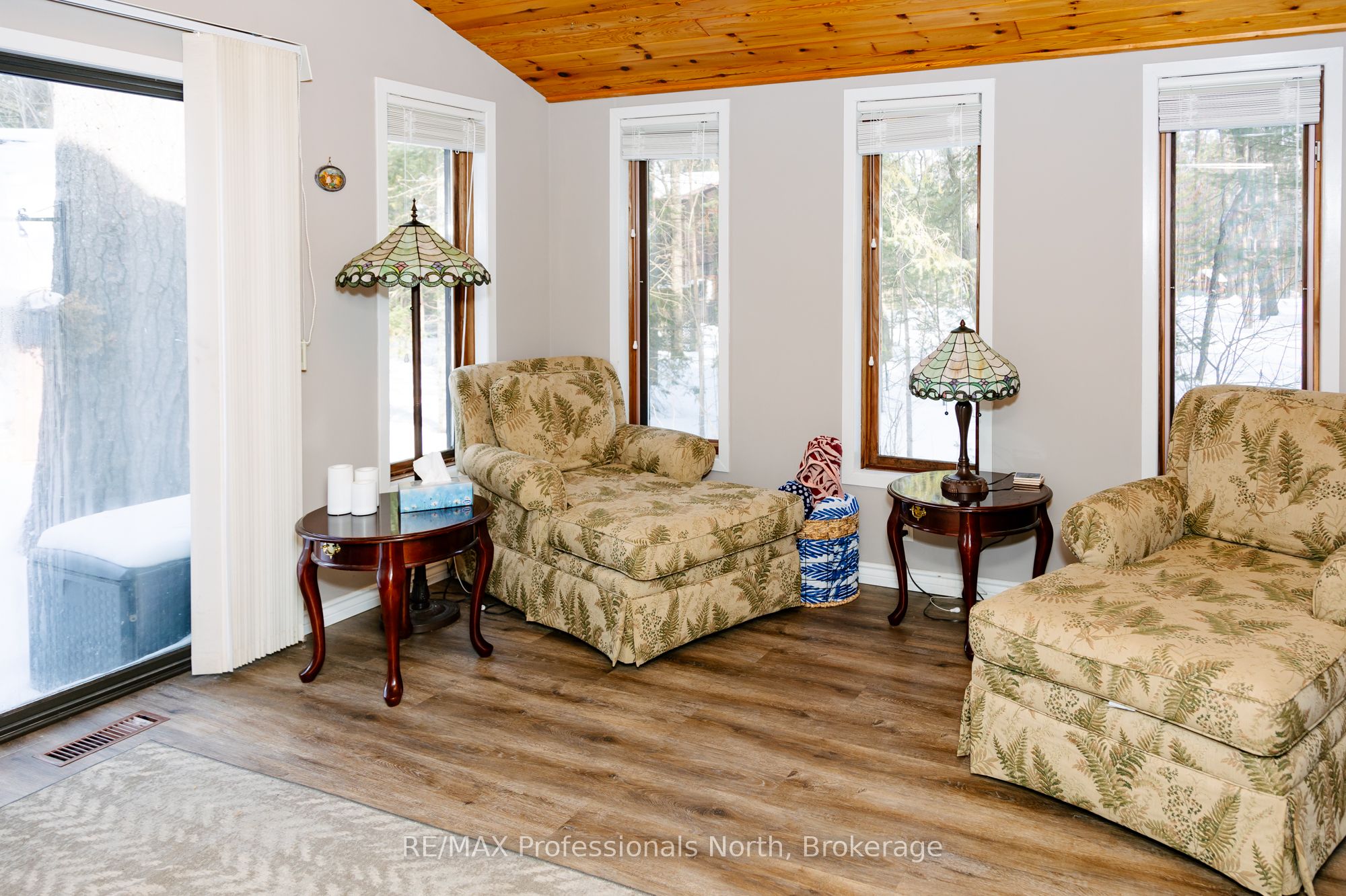 15111 Highway 35 Property Photo 21