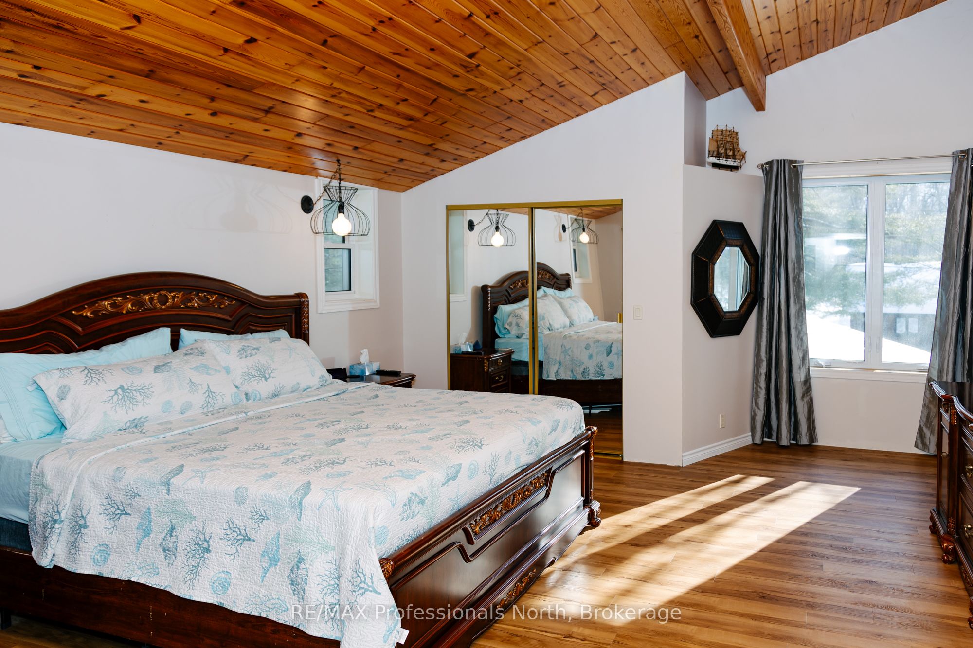 15111 Highway 35 Property Photo 29