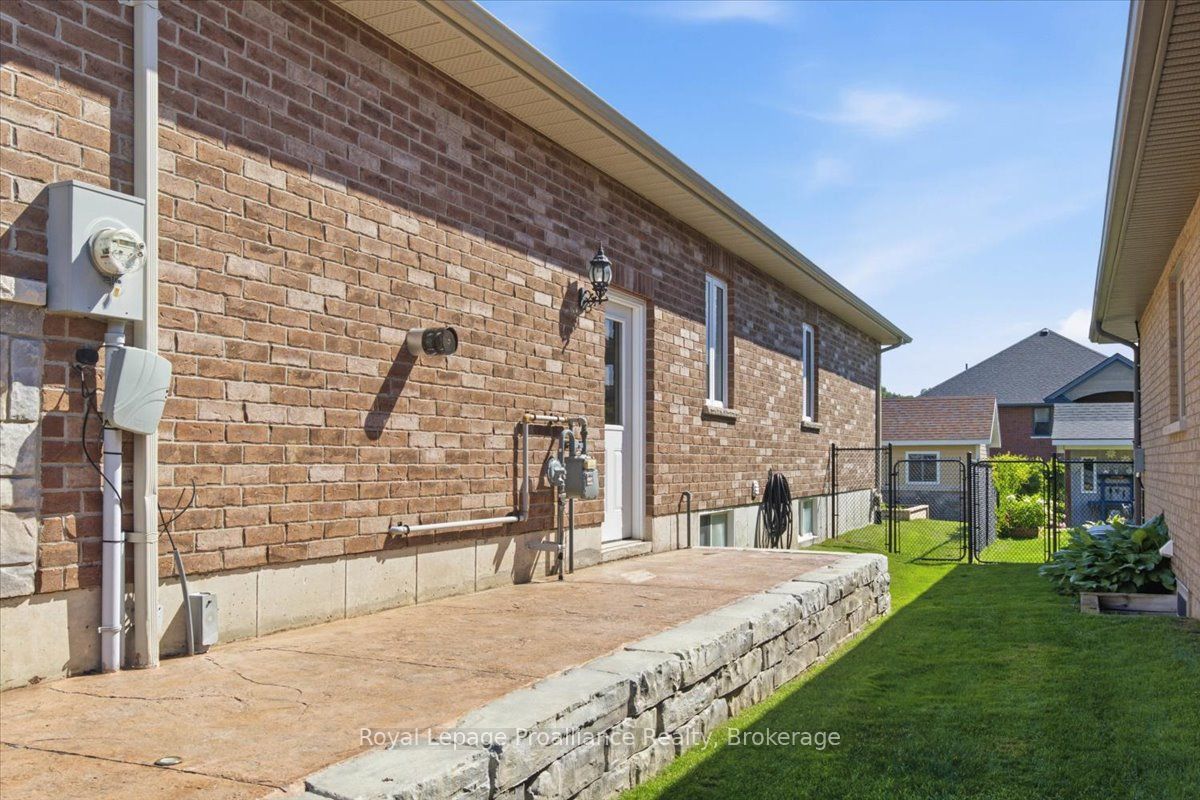 109 Pinnacle Street Property Photo 45