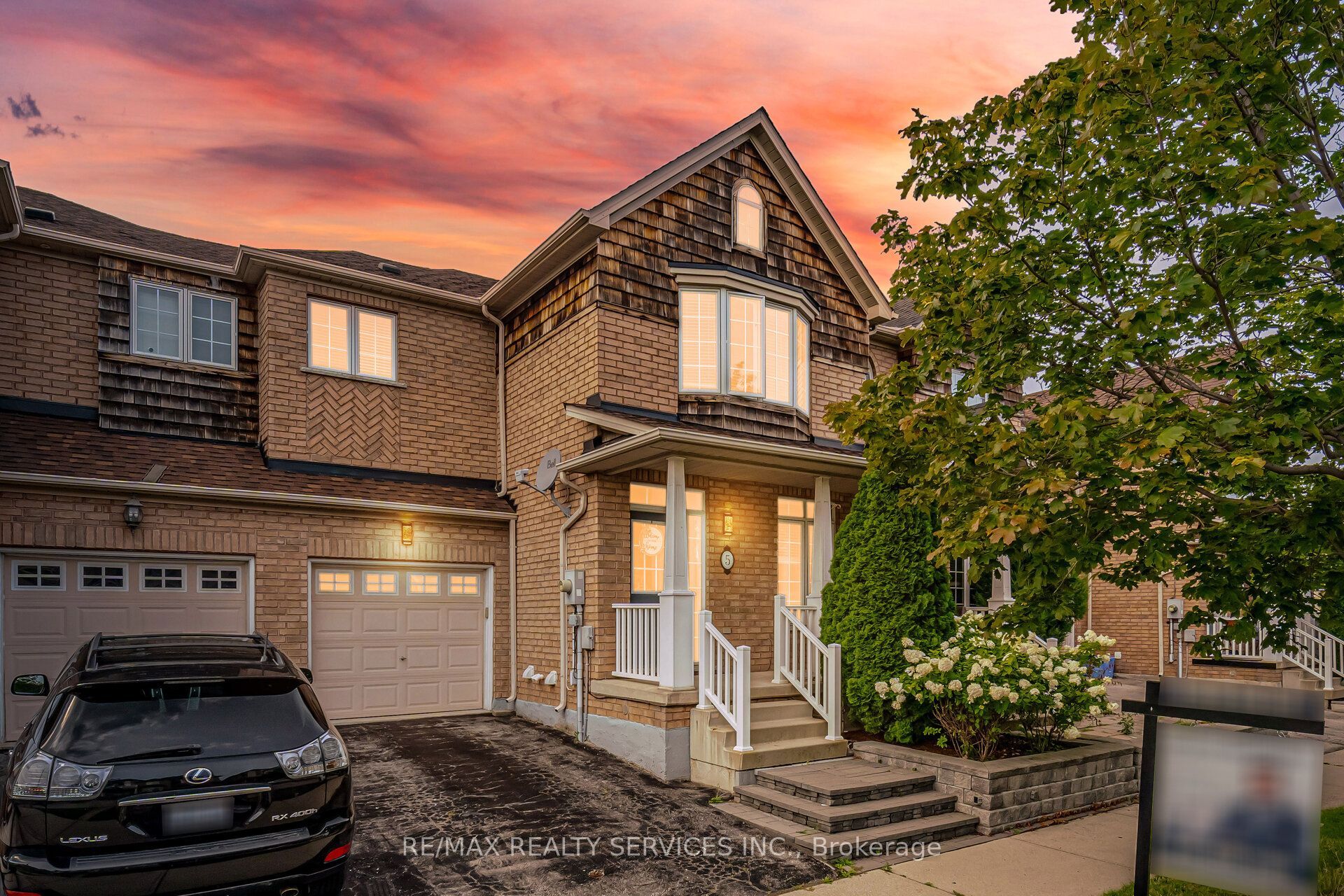 5 Westhampton Way Property Photo 1