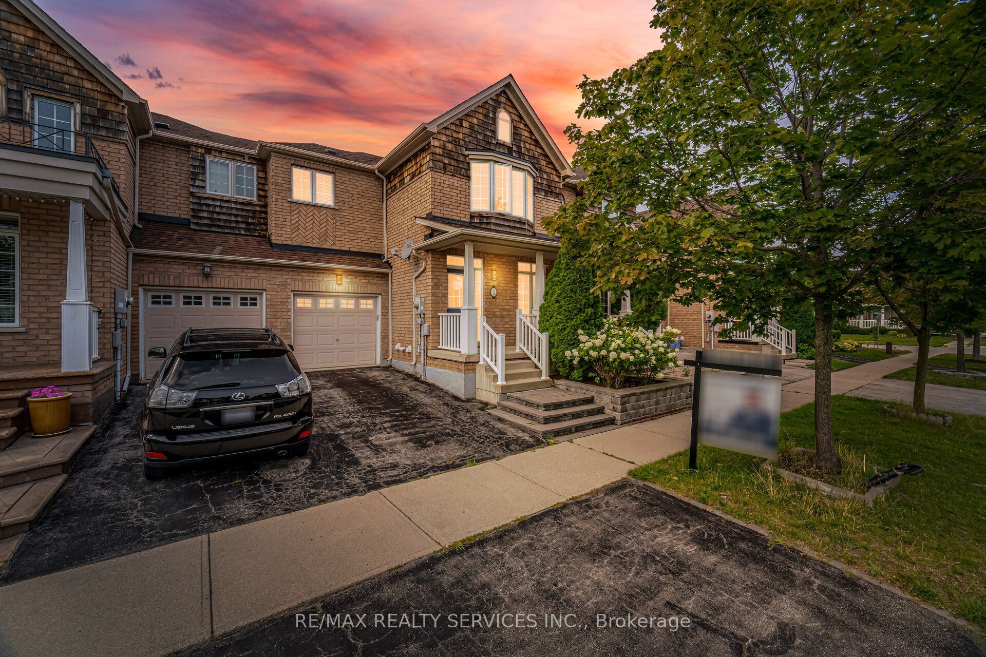 5 Westhampton Way Property Photo 4