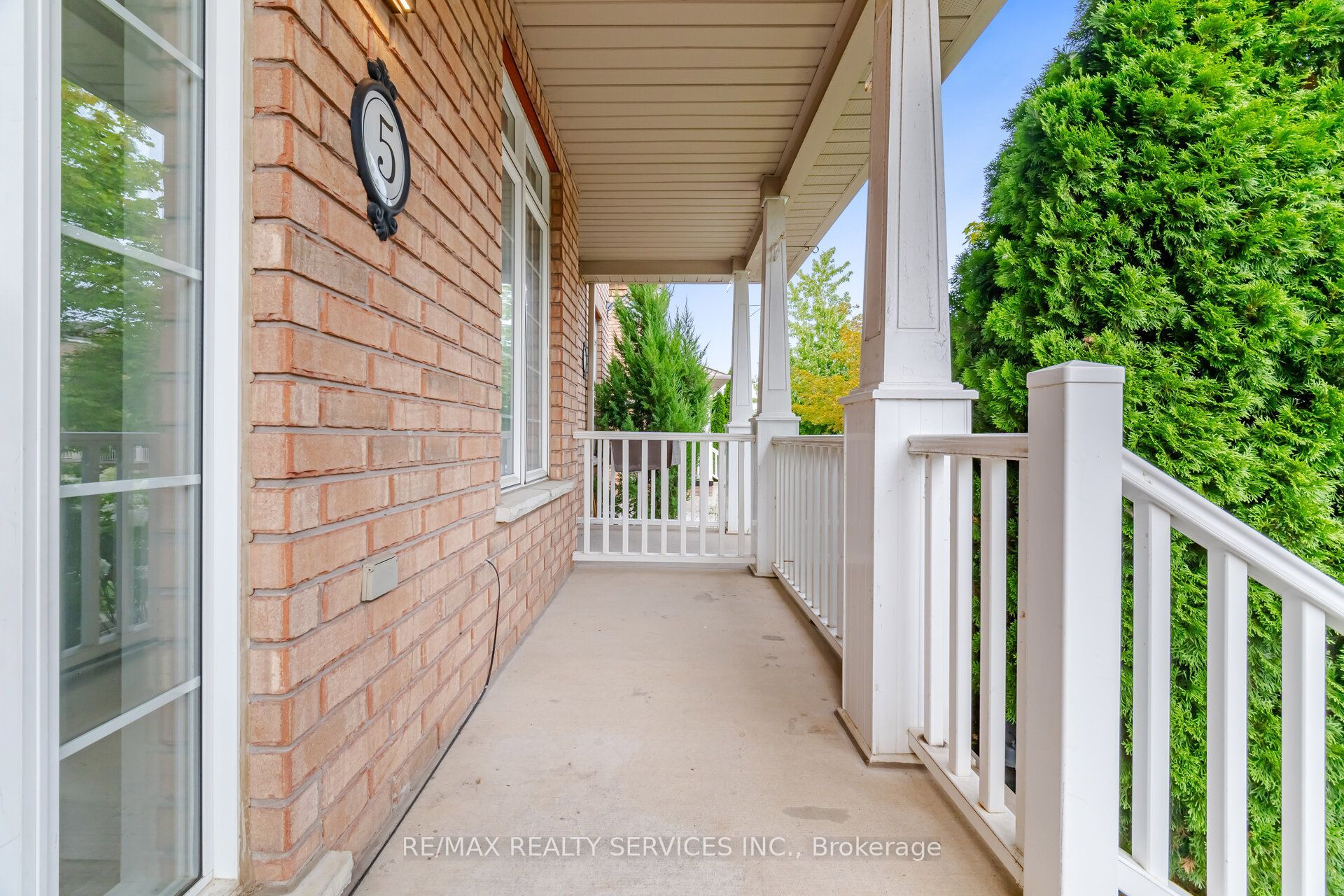 5 Westhampton Way Property Photo 6