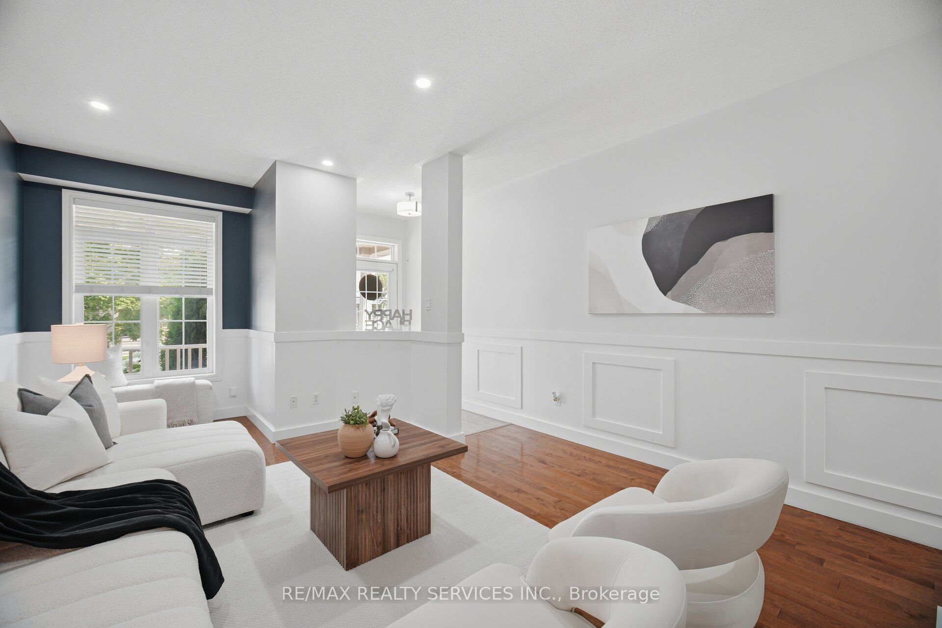 5 Westhampton Way Property Photo 9