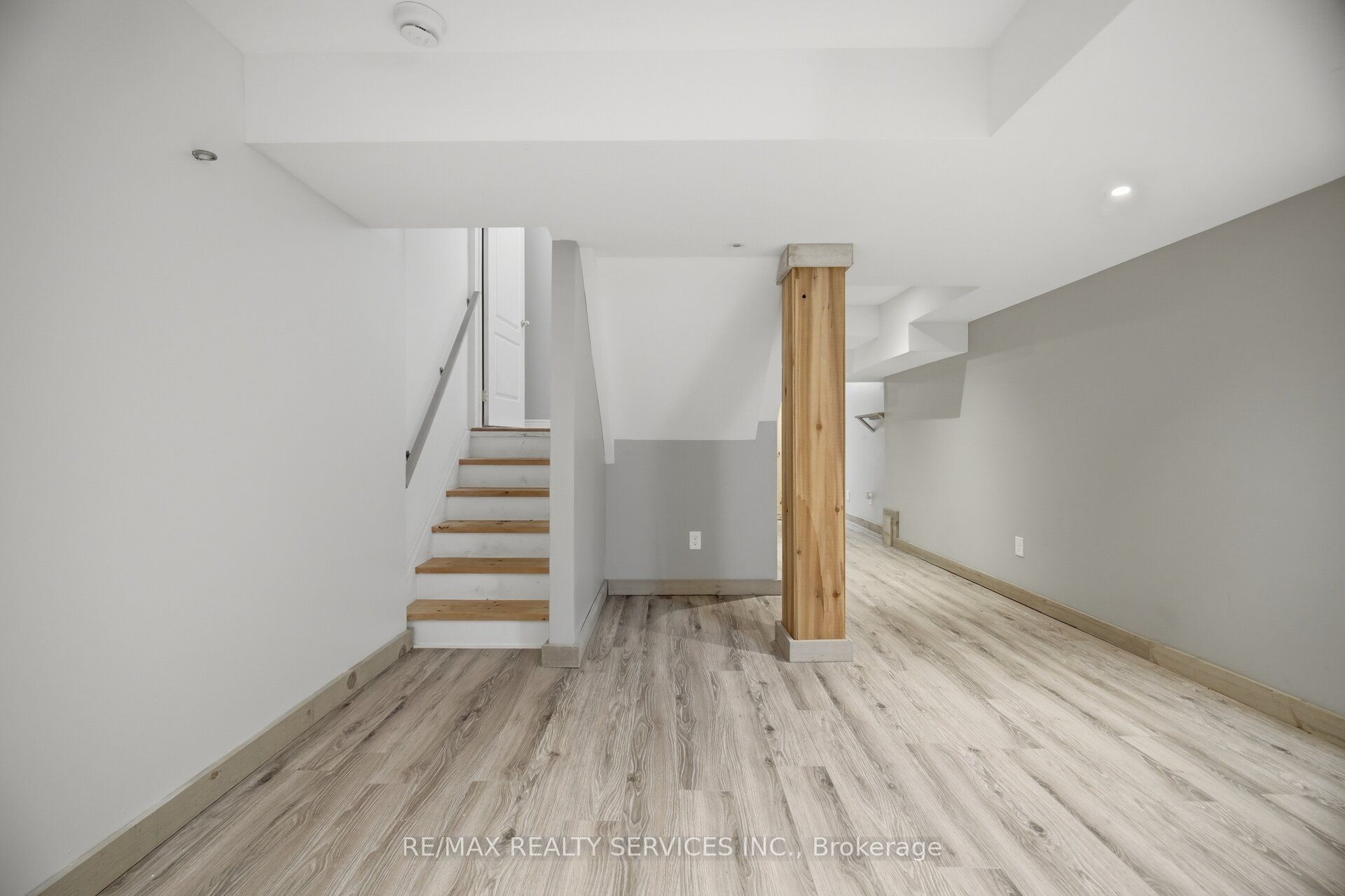 5 Westhampton Way Property Photo 39