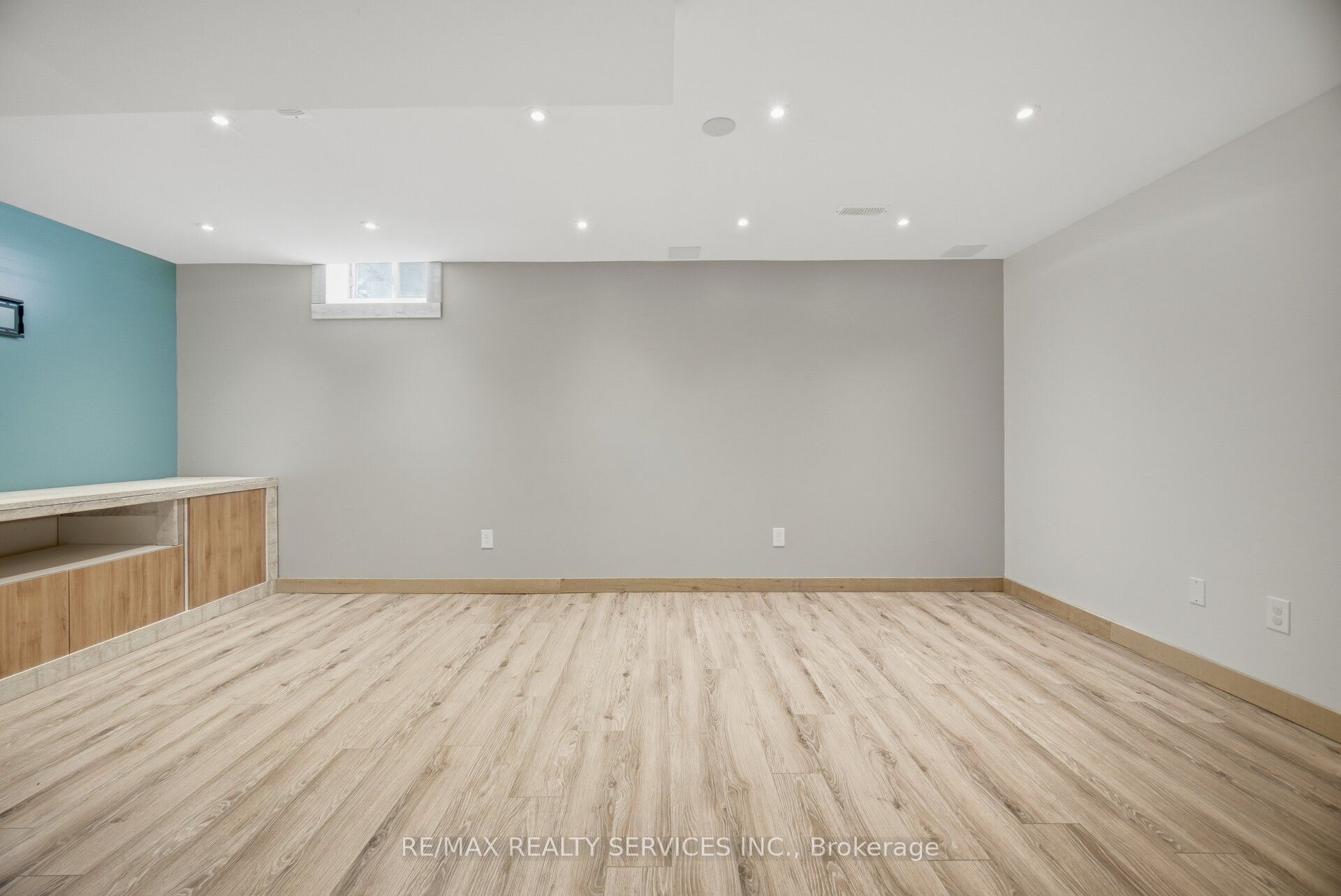 5 Westhampton Way Property Photo 40