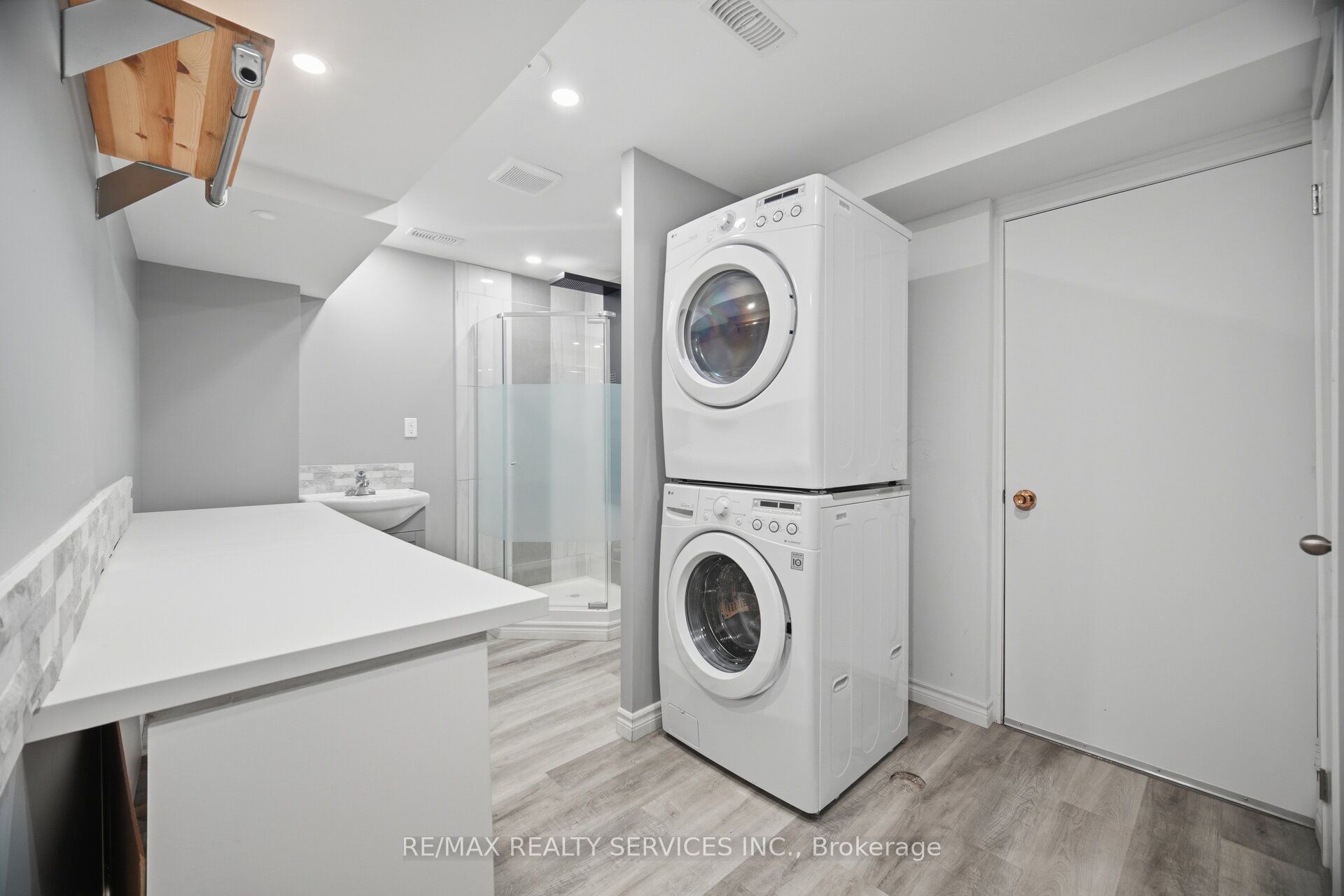 5 Westhampton Way Property Photo 45