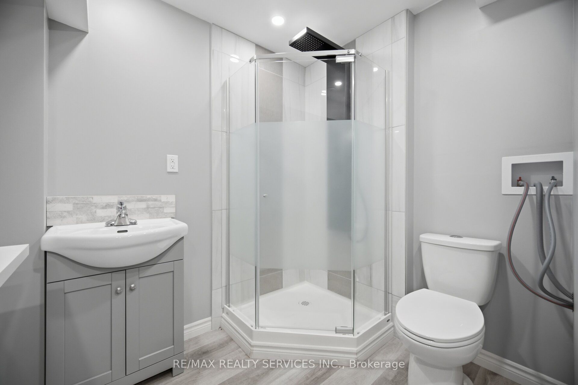 5 Westhampton Way Property Photo 46