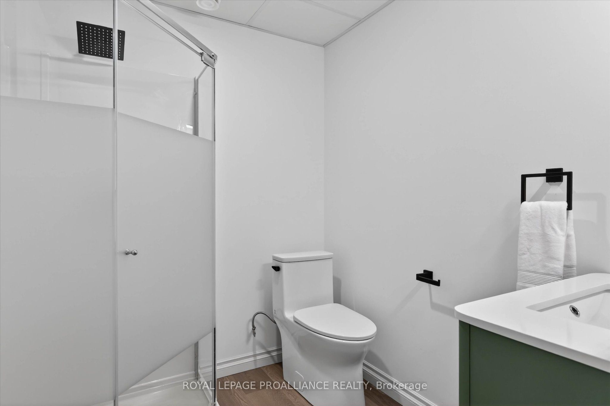 138 Village Crescent Property Photo 35
