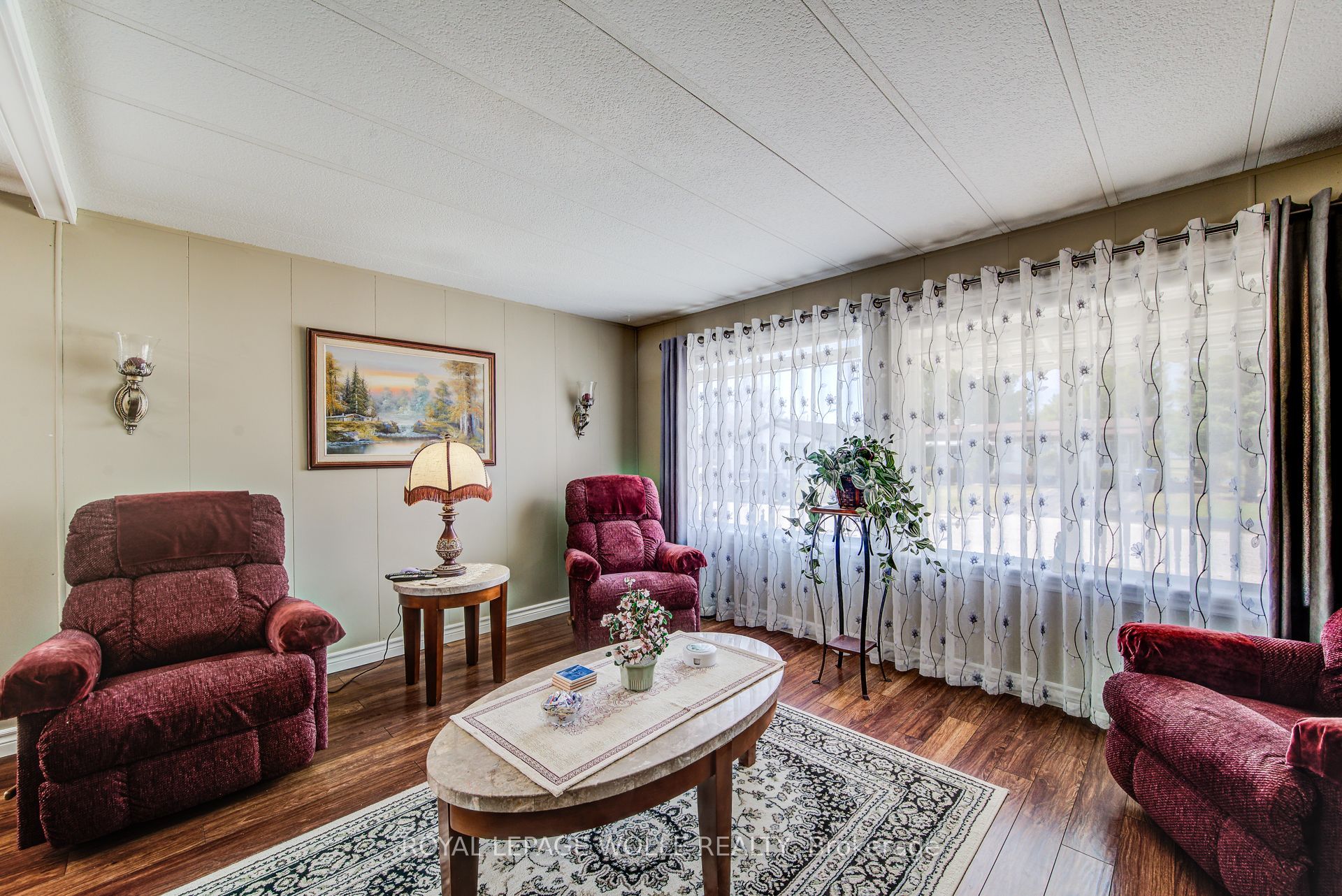 21 Fairview Crescent Property Photo 9