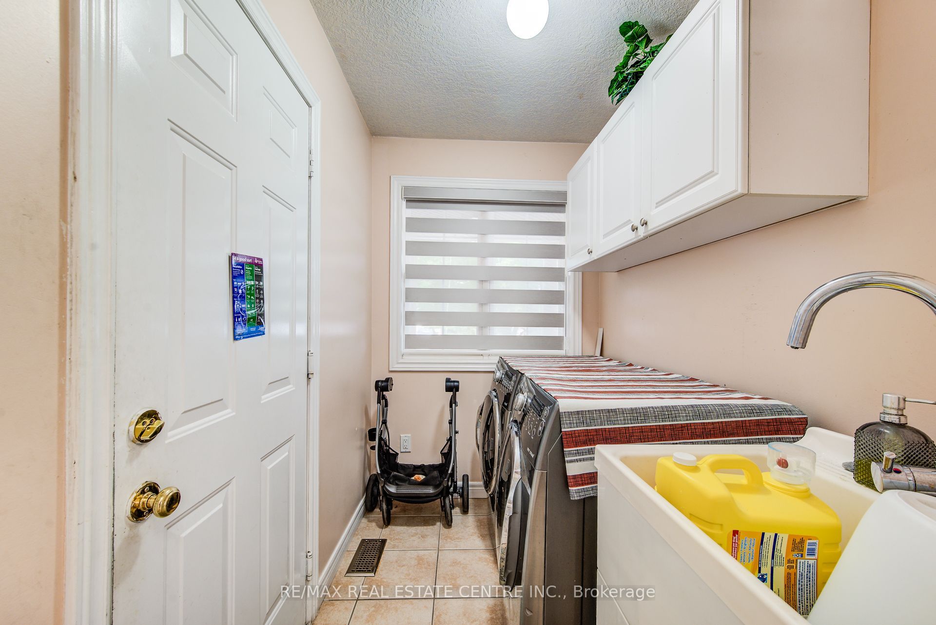 16 Paulstown Crescent Property Photo 8