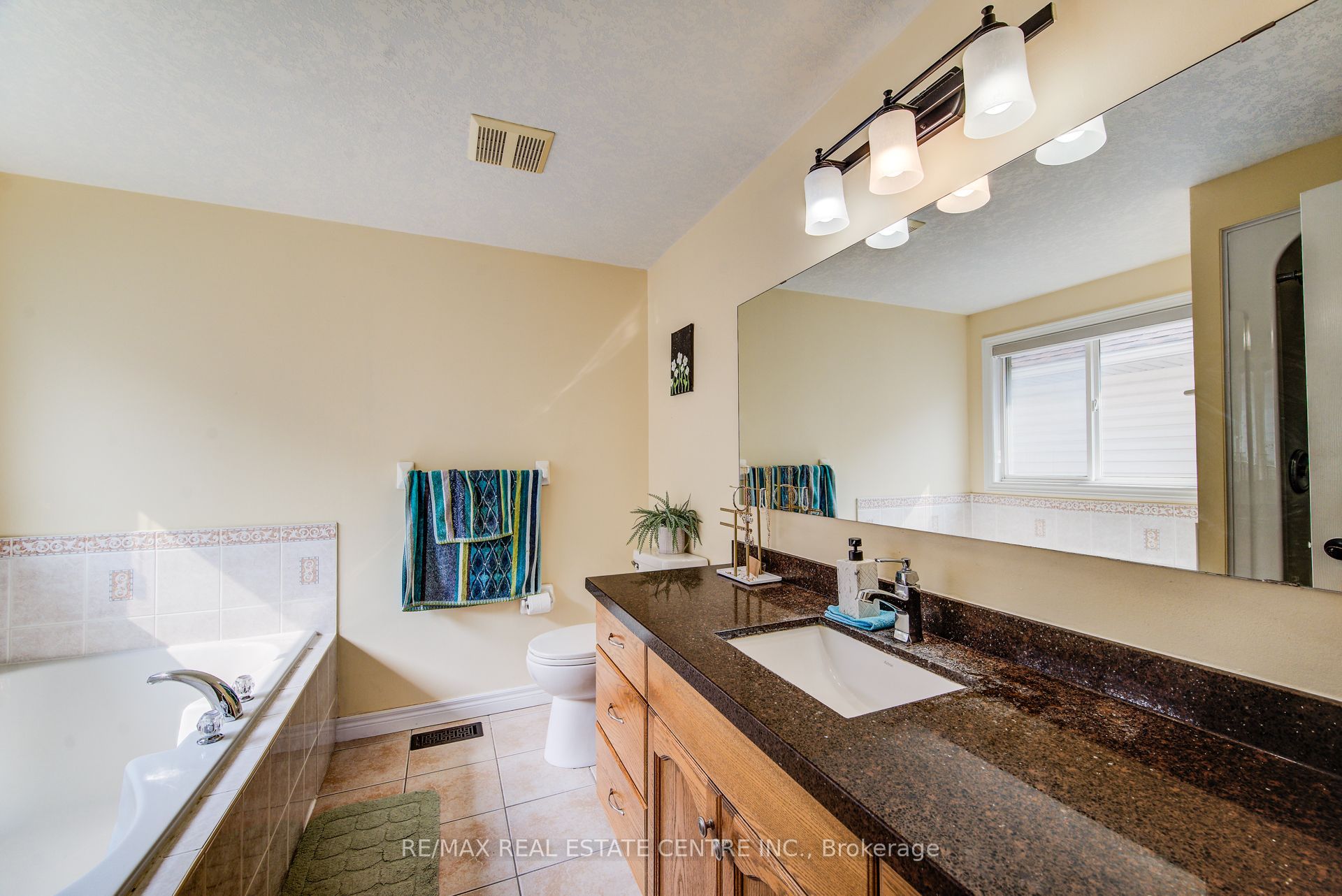 16 Paulstown Crescent Property Photo 37