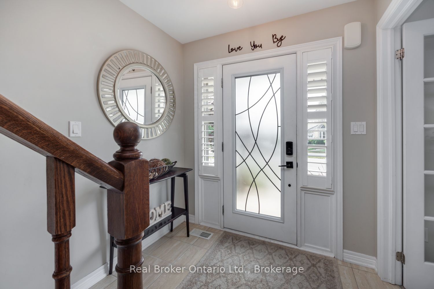 11 Greenaway Circle Property Photo 7