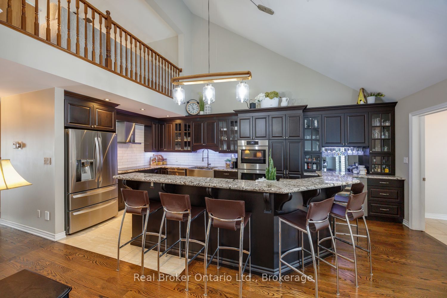 11 Greenaway Circle Property Photo 10