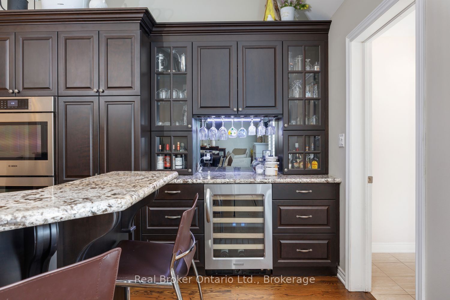 11 Greenaway Circle Property Photo 12