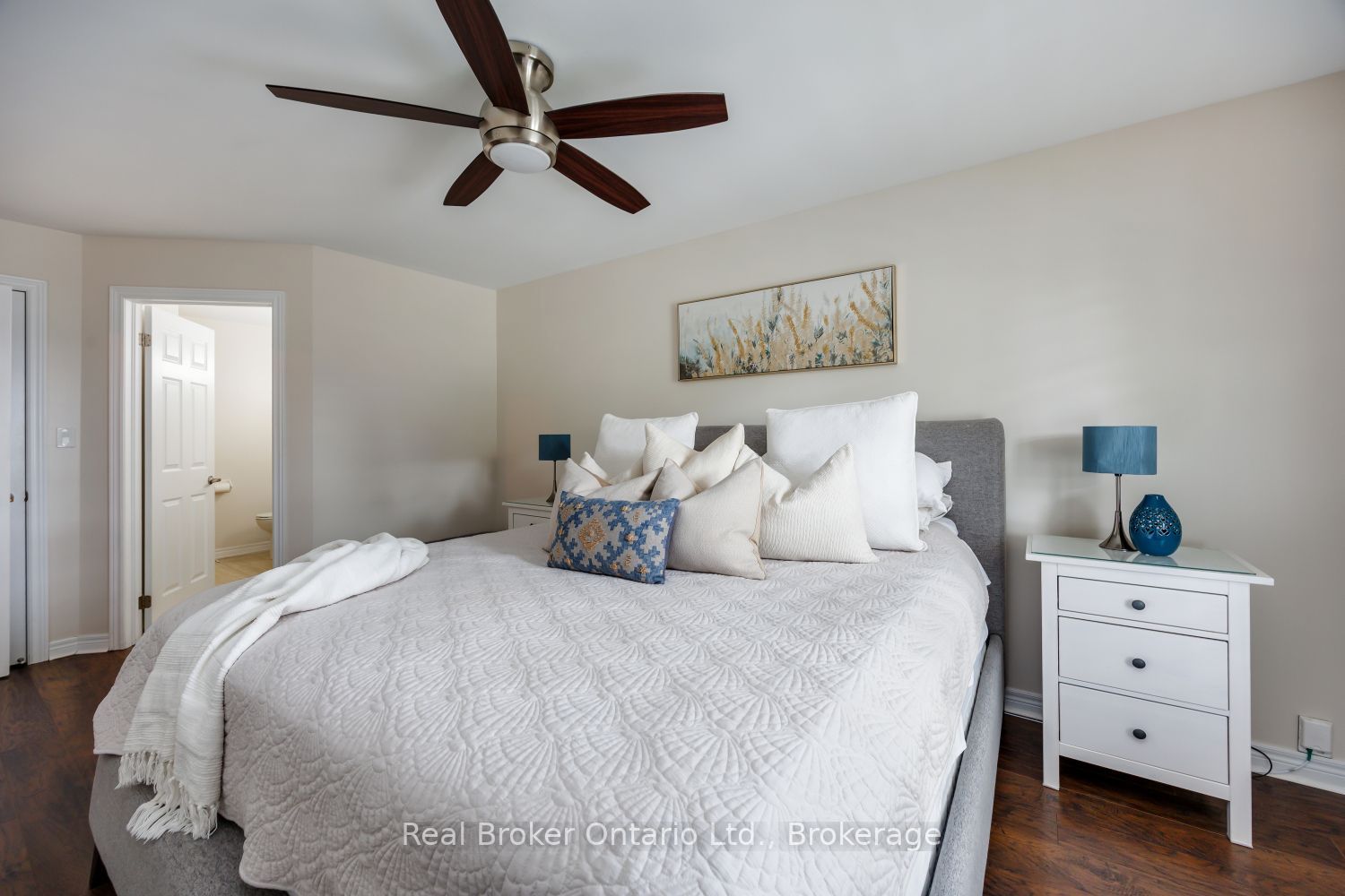 11 Greenaway Circle Property Photo 22