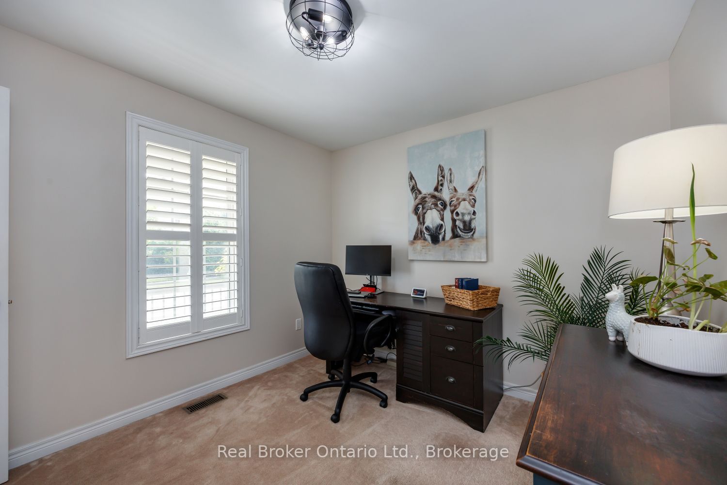 11 Greenaway Circle Property Photo 25