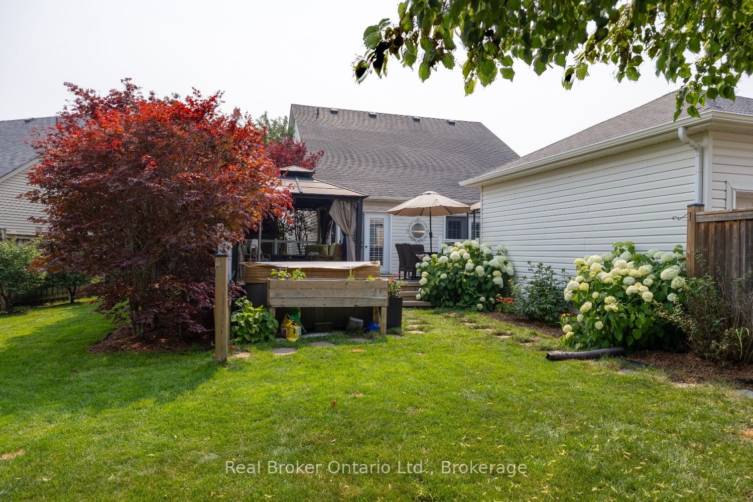 11 Greenaway Circle Property Photo 43