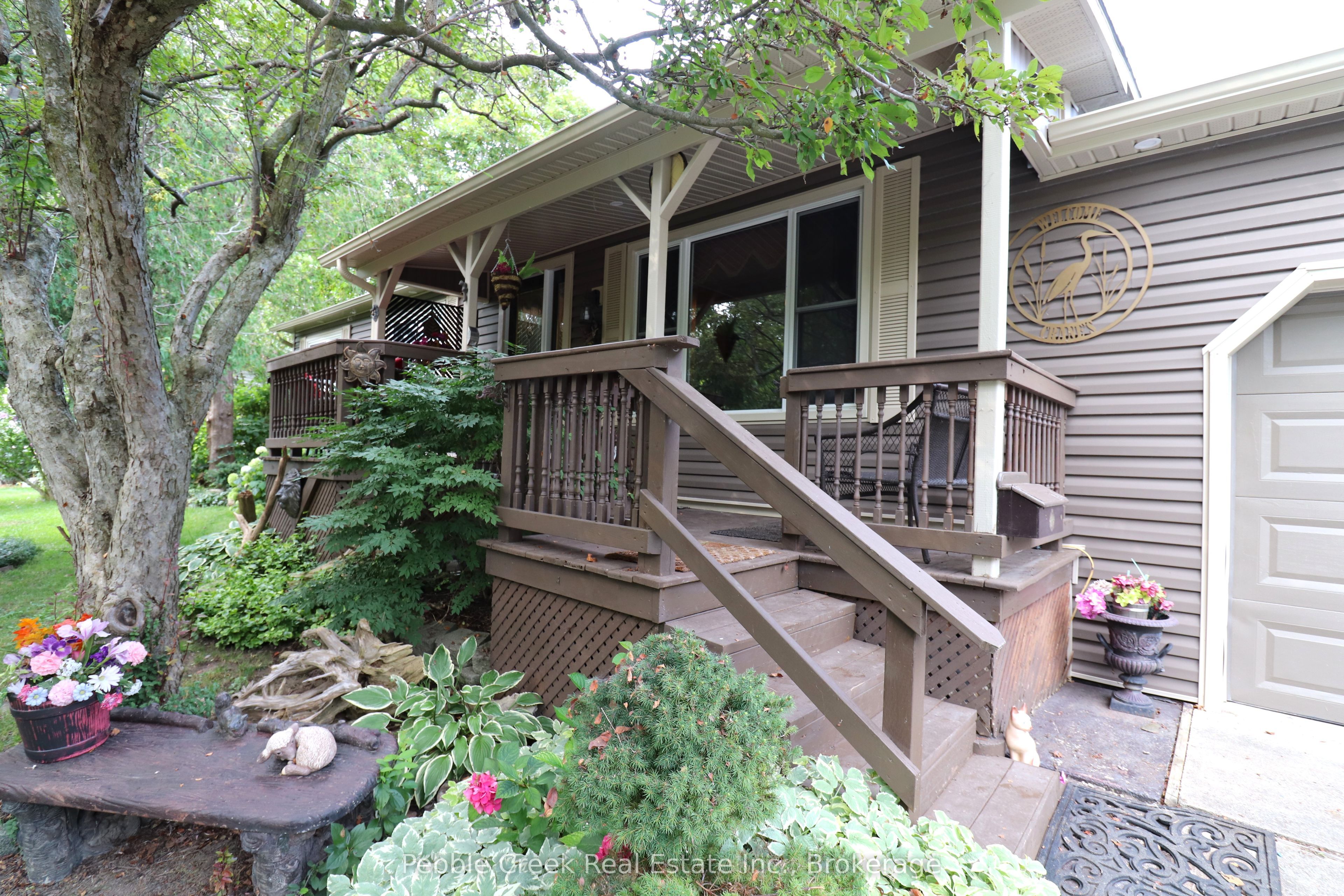 6 Garden Road Property Photo 3
