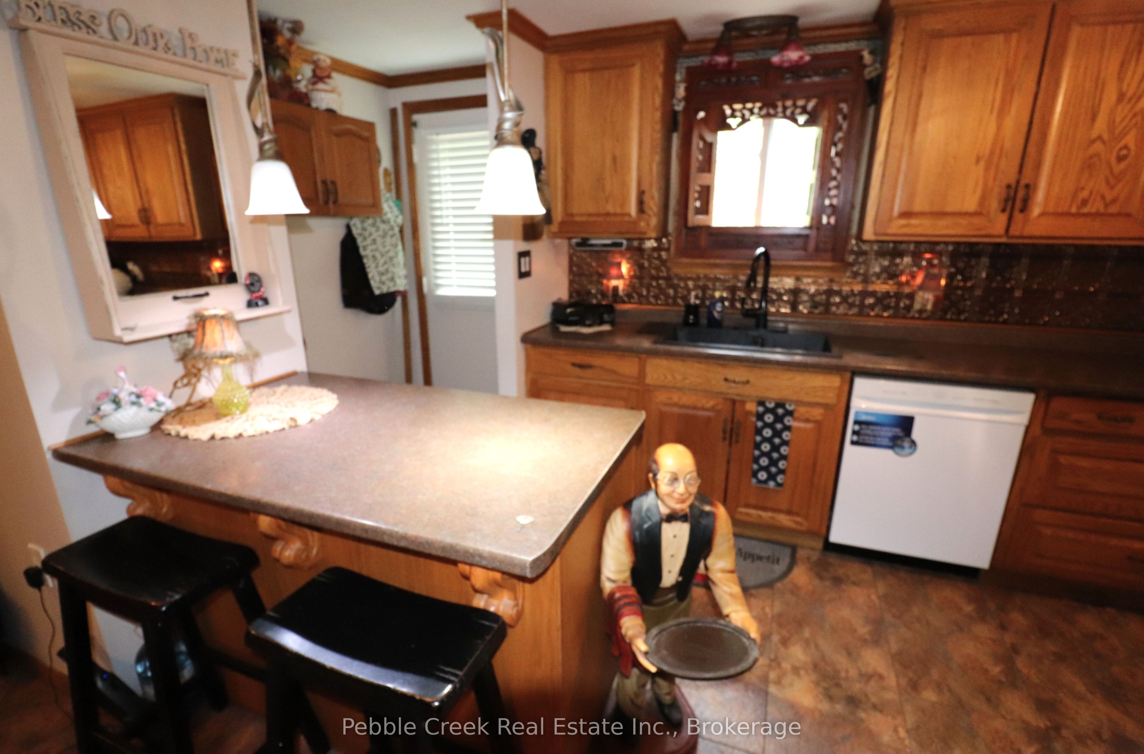6 Garden Road Property Photo 8