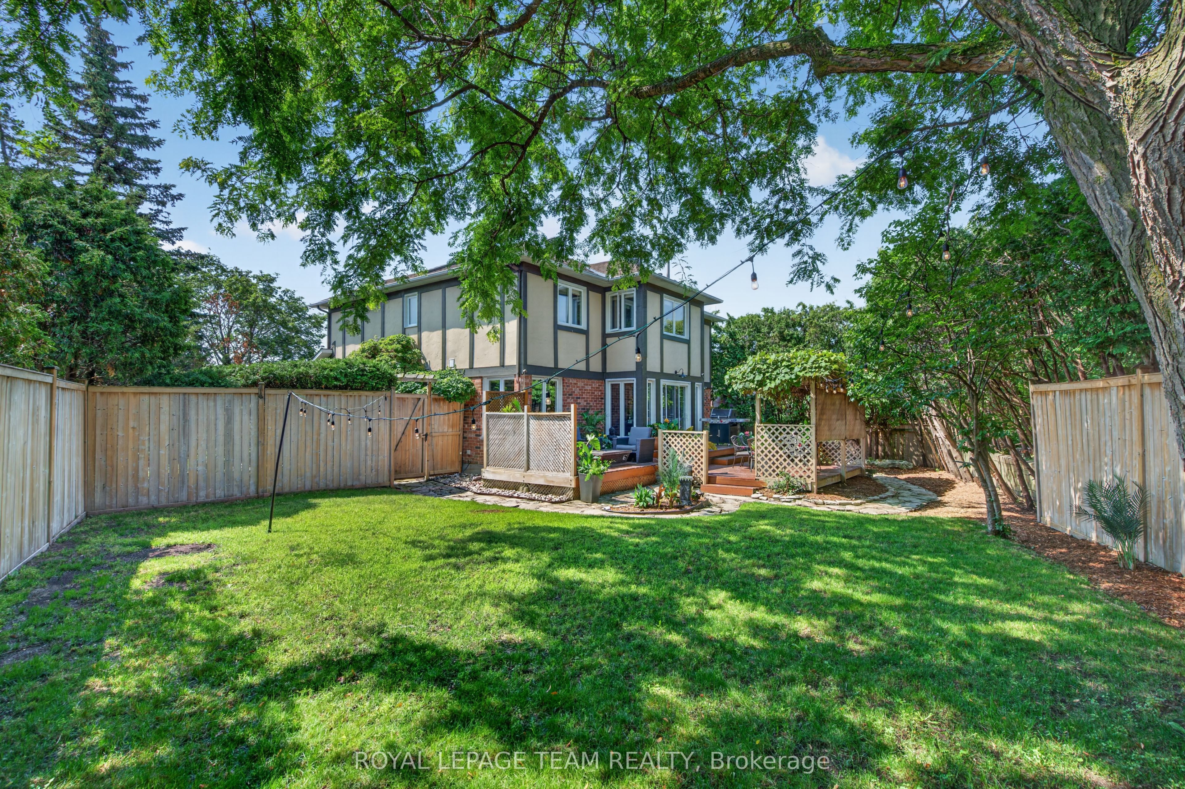 11 Fessenden Way Property Photo 45