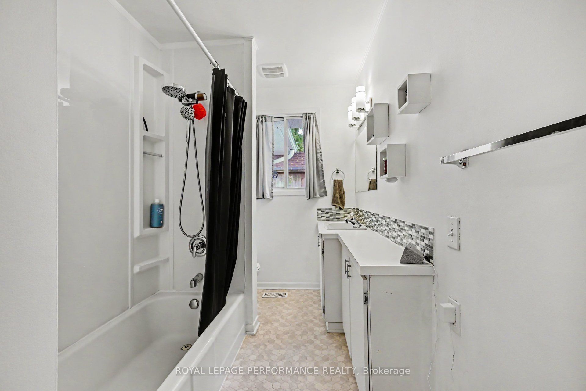 1 Adam Dixon Avenue Property Photo 19