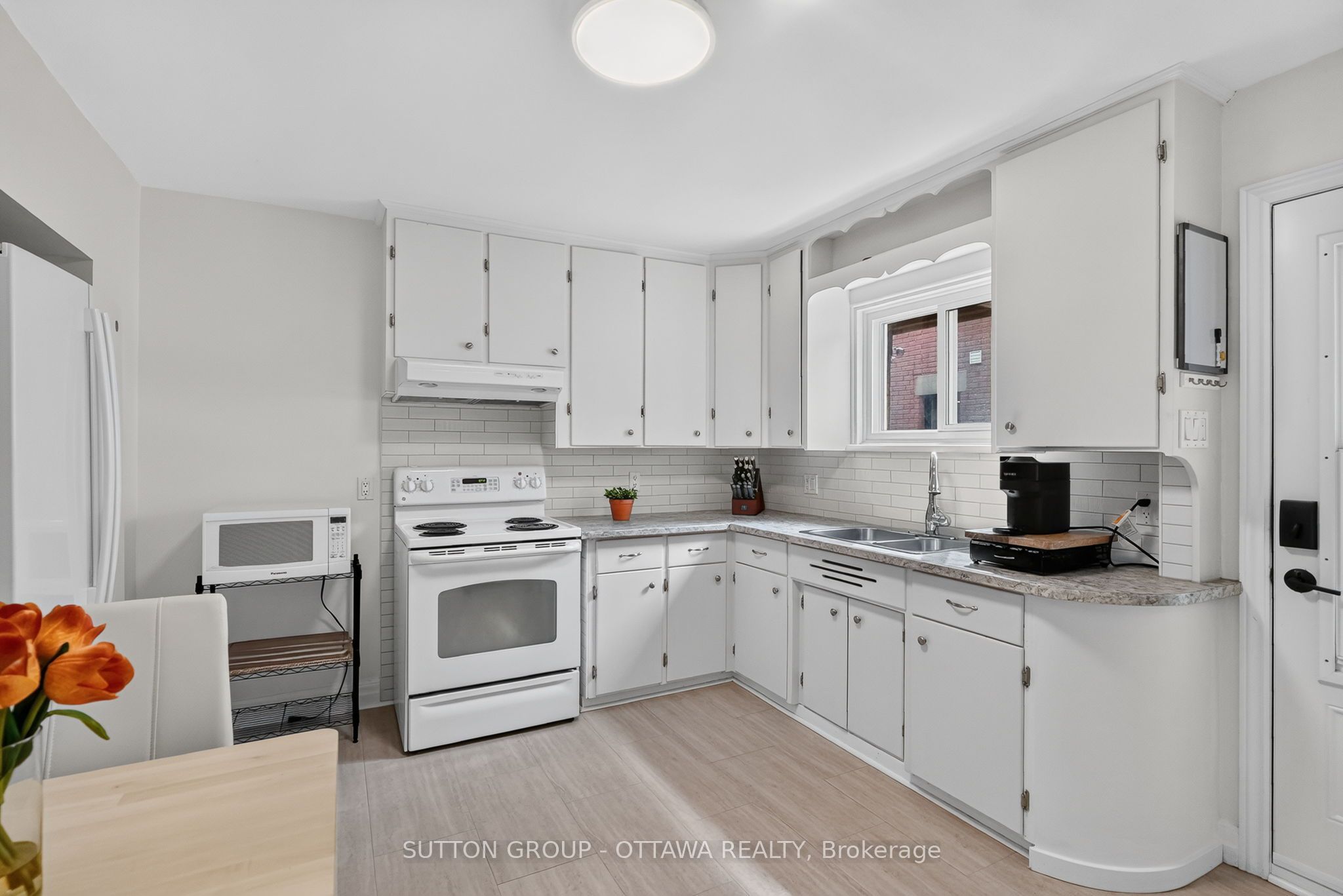 38 Melrose Avenue Property Photo 5