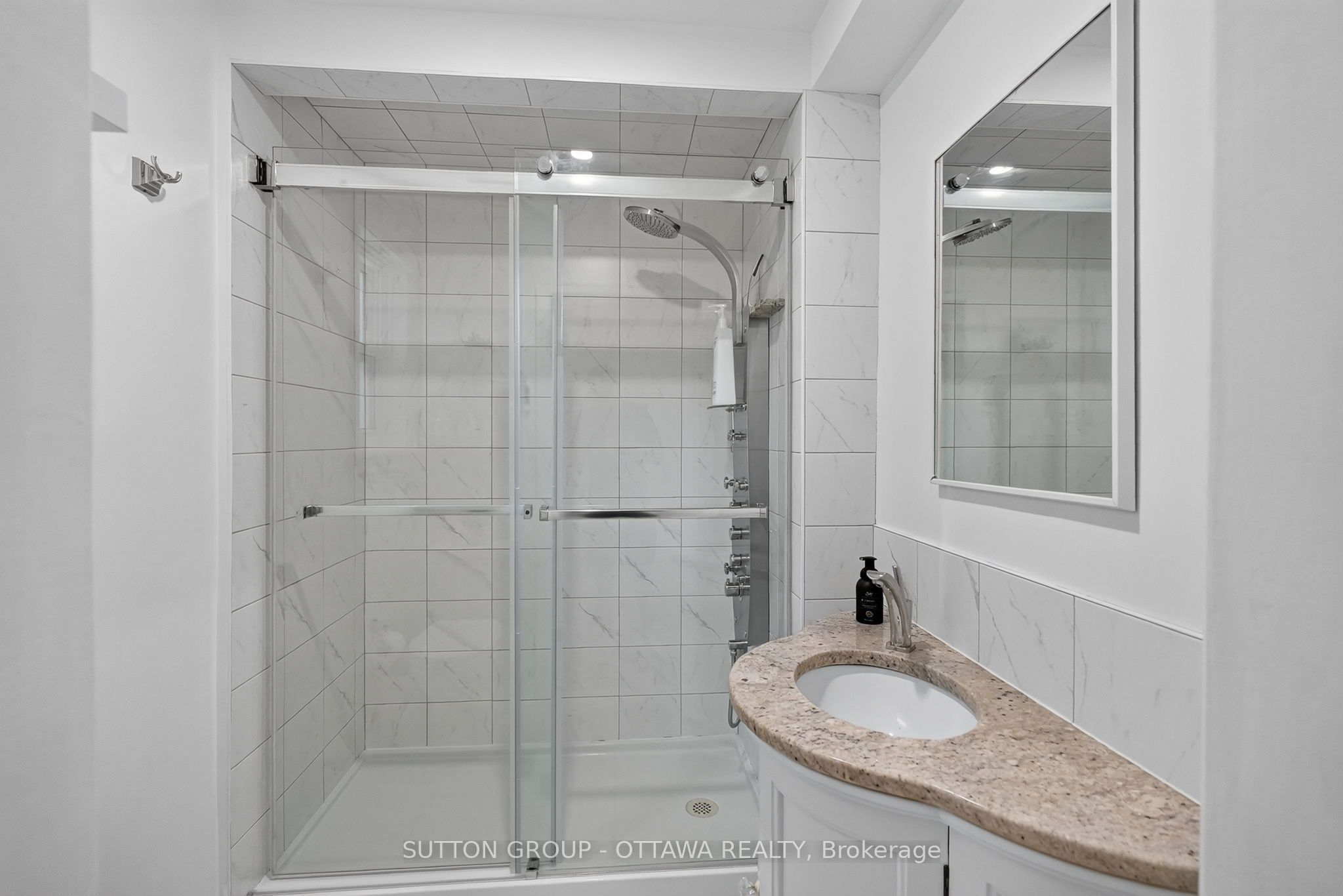 38 Melrose Avenue Property Photo 11
