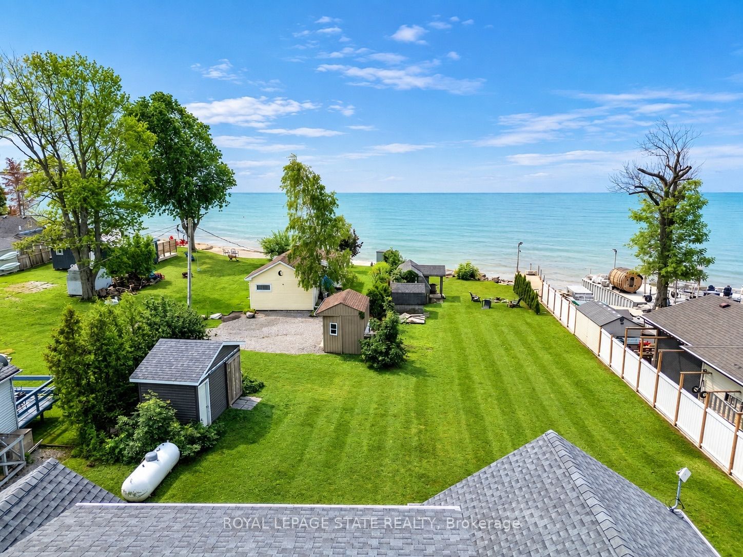 3176 Lakeshore Road Property Photo 6