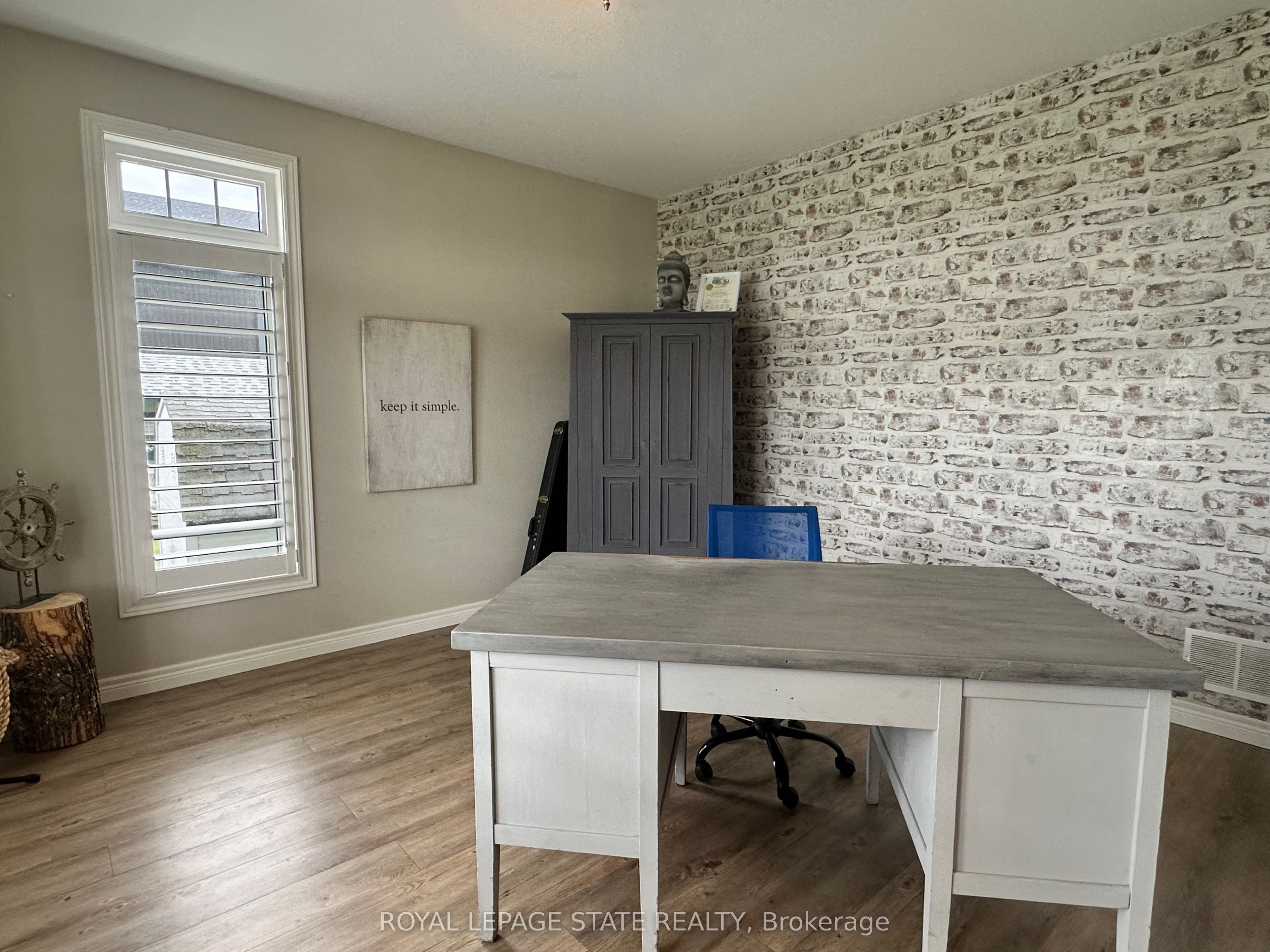 3176 Lakeshore Road Property Photo 11
