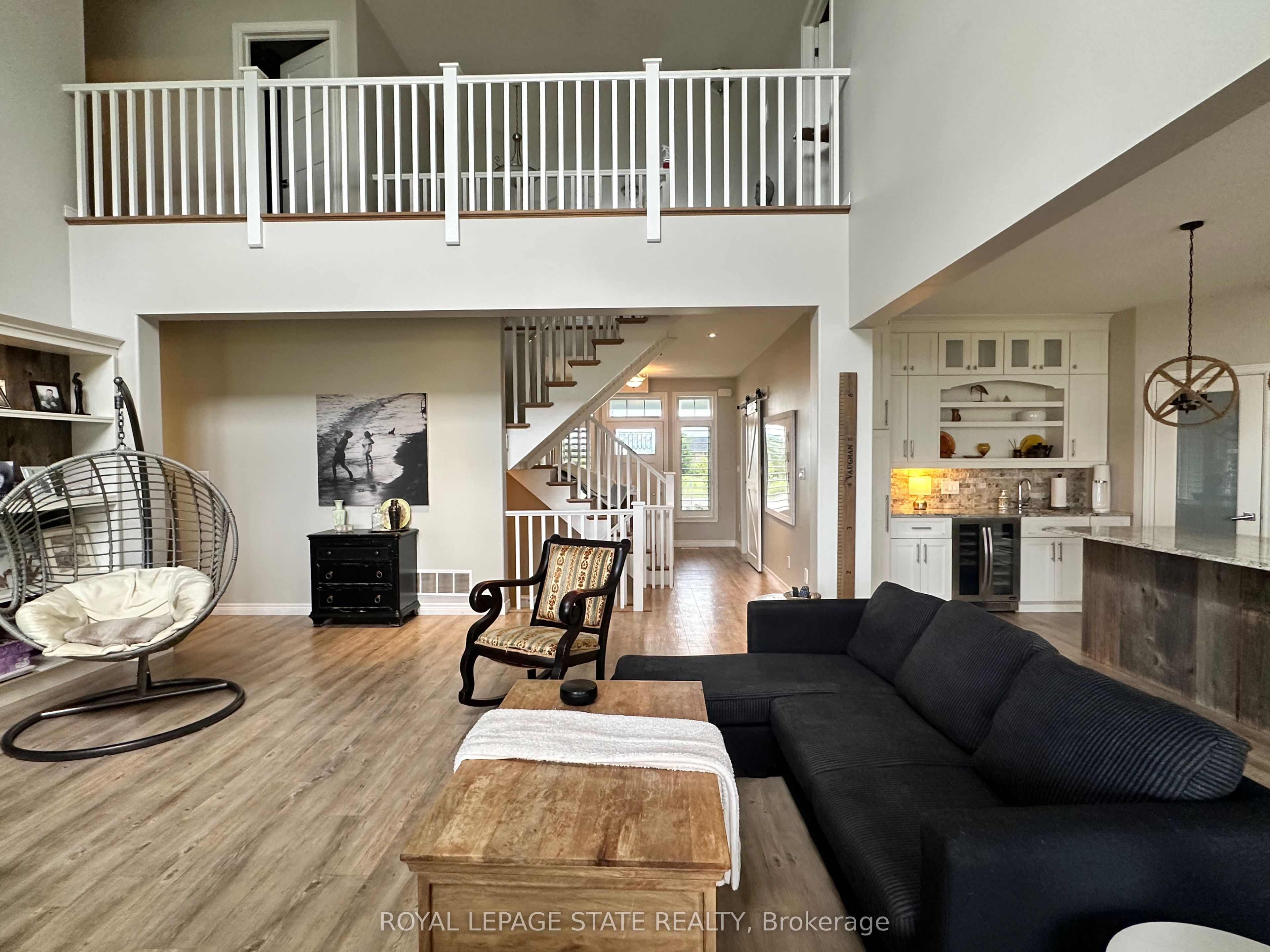 3176 Lakeshore Road Property Photo 12